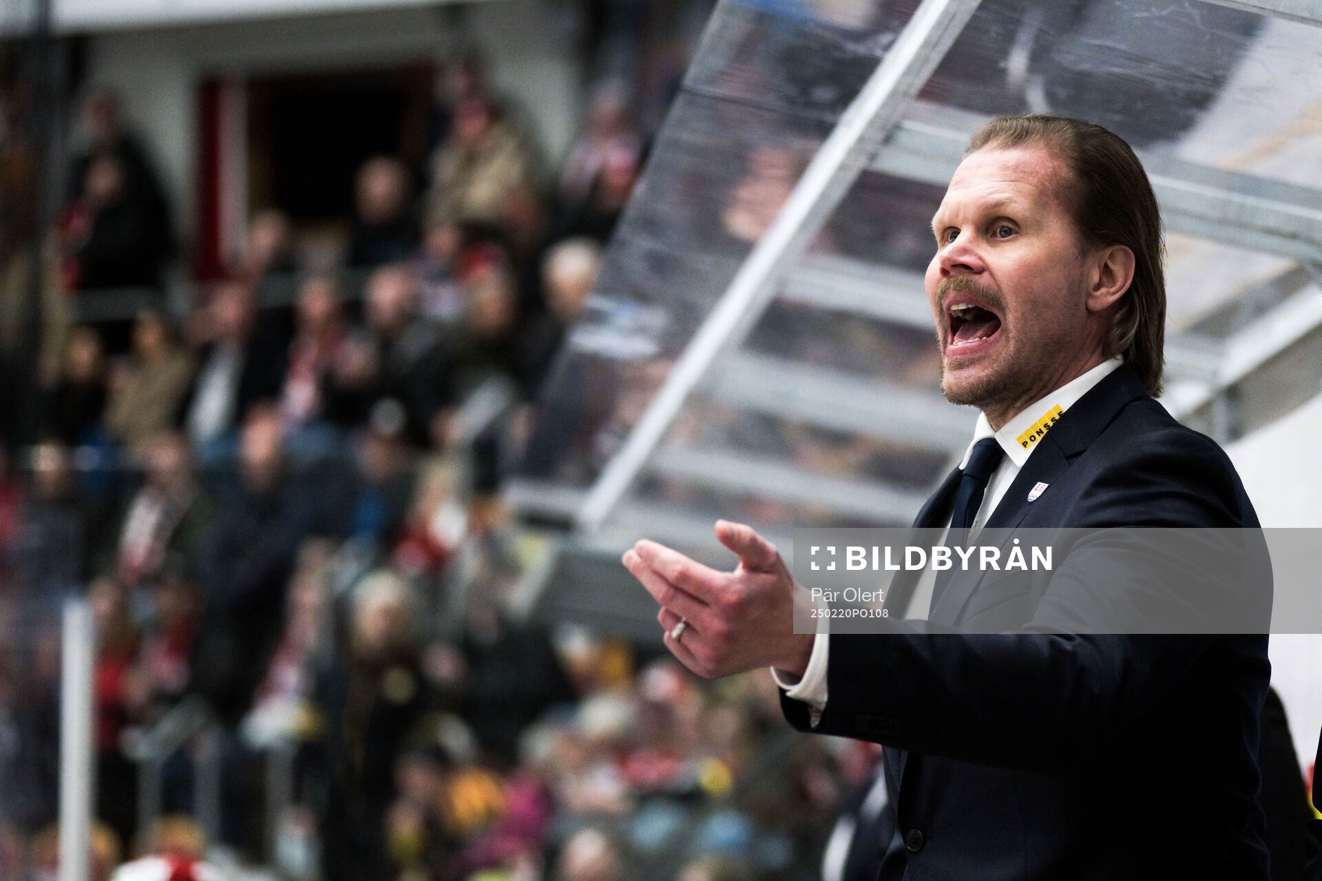 Timrås tränare Olli Jokinen reagerar