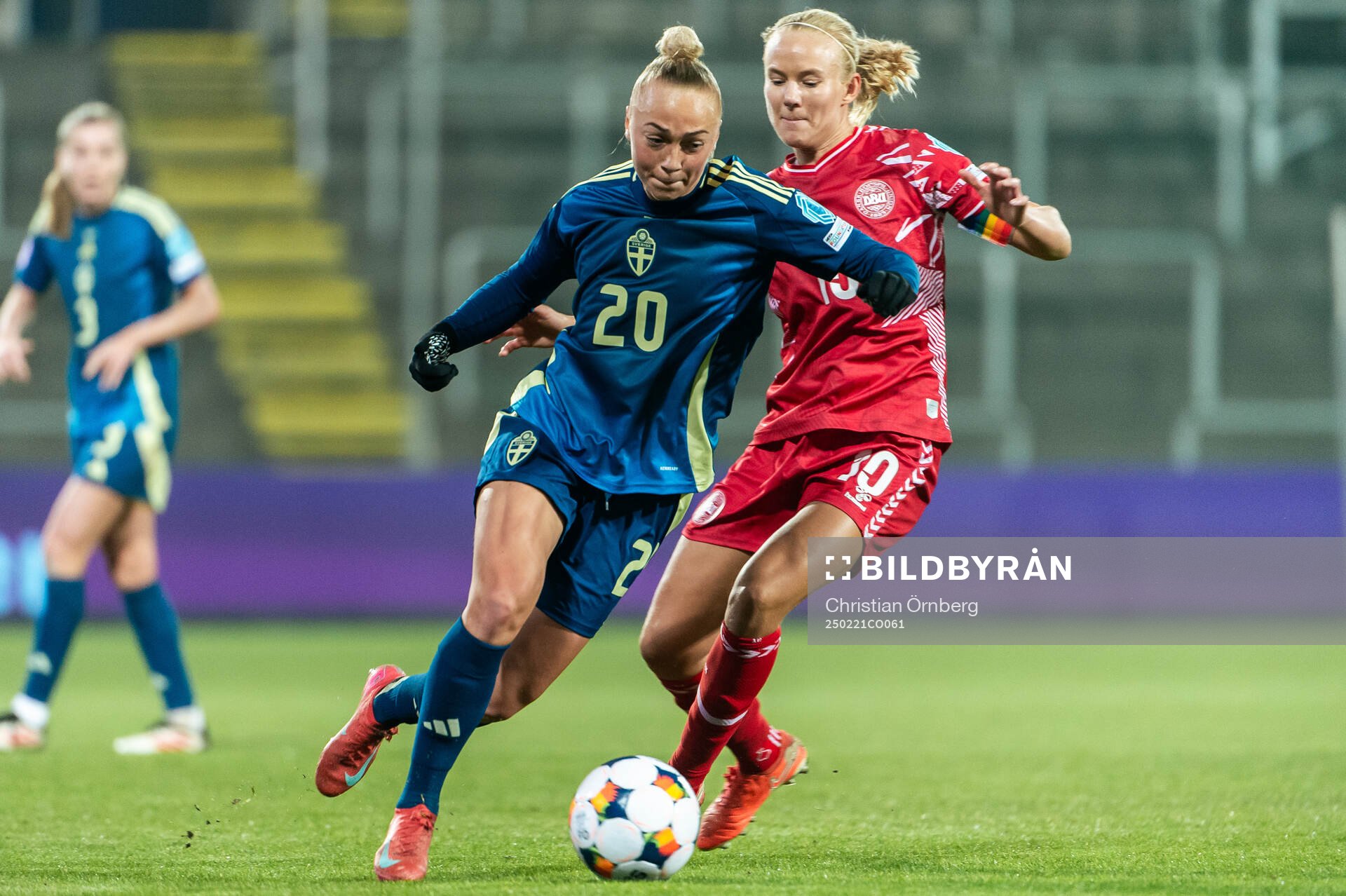 Hanna Bennison of Sweden and Pernille Harder of Denmark