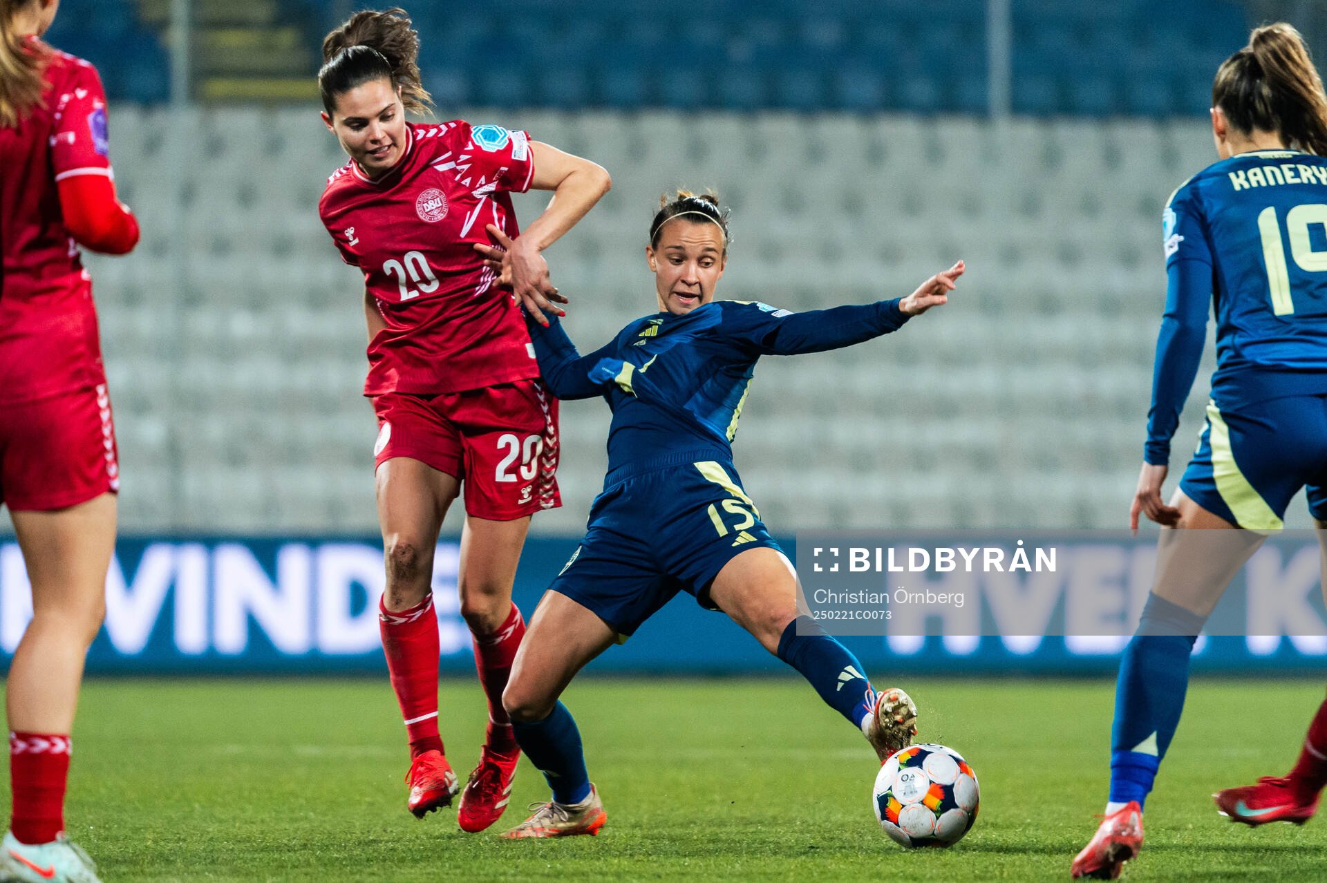 Julia Zigiotti Olme of Sweden and Signe Kallesøe Bruun of
