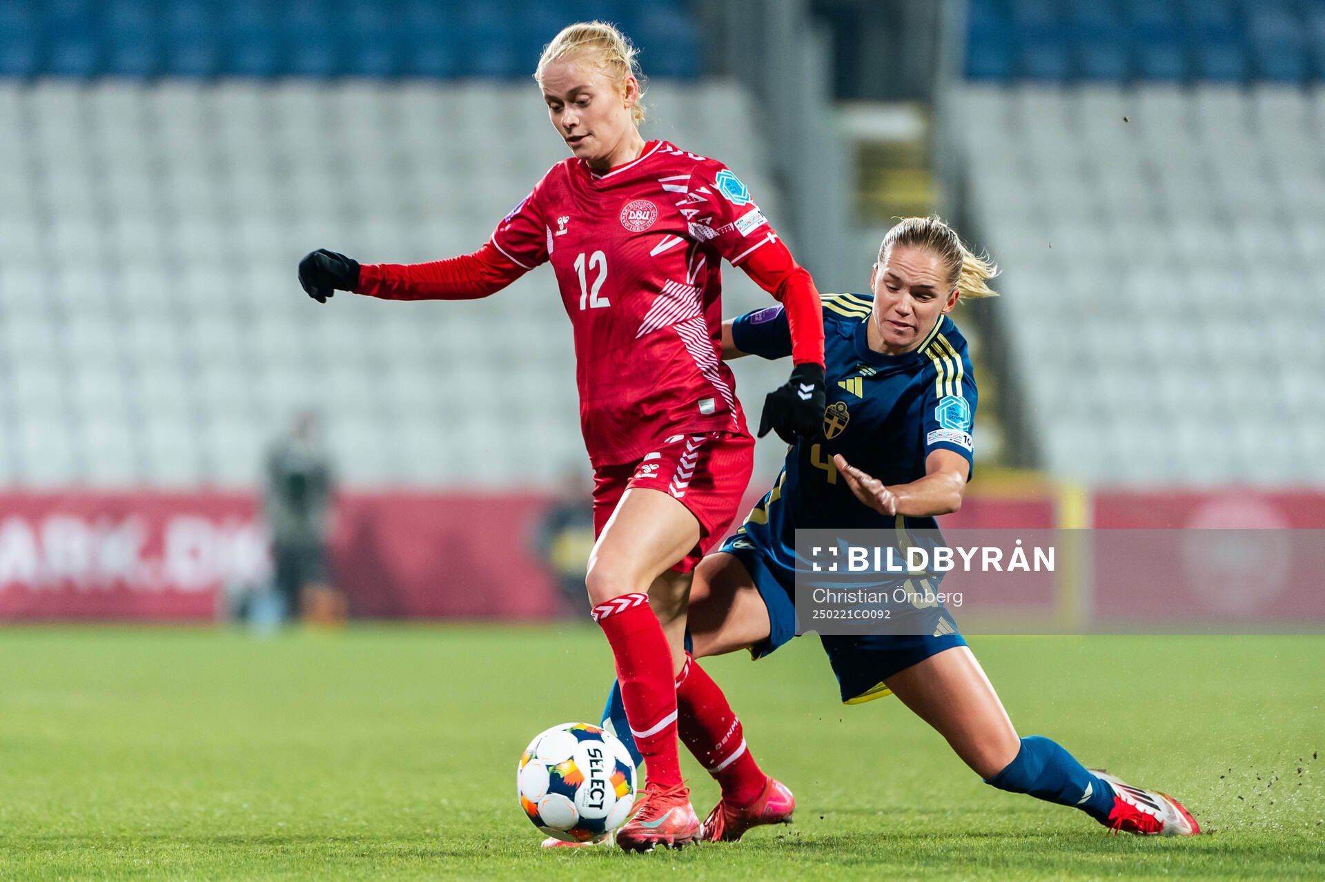 Kathrine Kuhl of Denmark and Hanna Lundkvist of Sweden