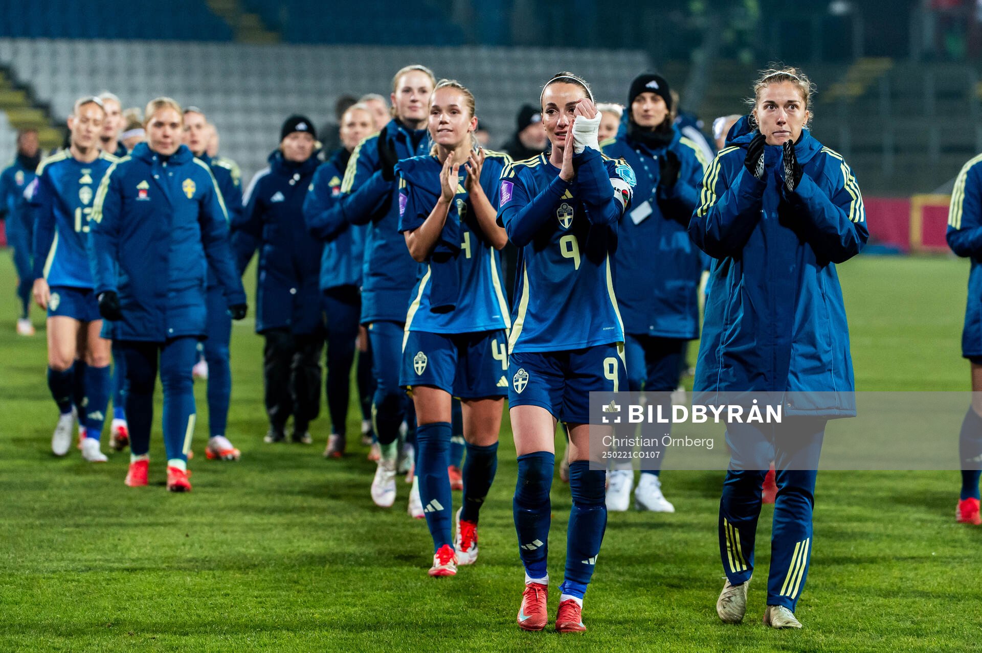 Kosovare Asllani of Sweden celebrates