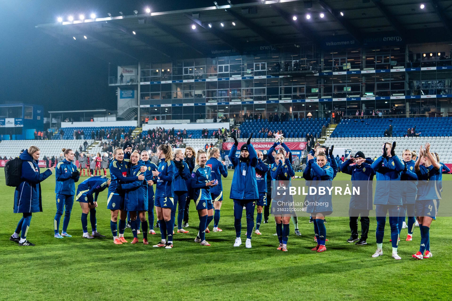Players of Sweden celebrate