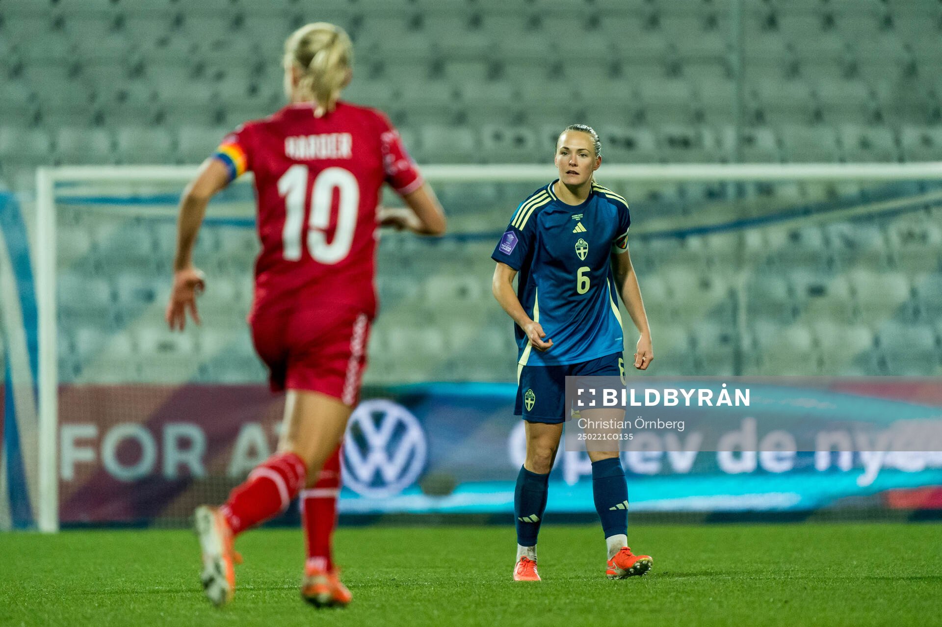 Pernille Harder of Denmark and Magdalena Eriksson of Sweden