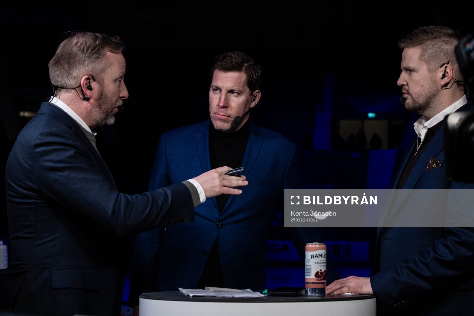 TV4s expert Fredrik Söderström, expert Per Svartvadet och
