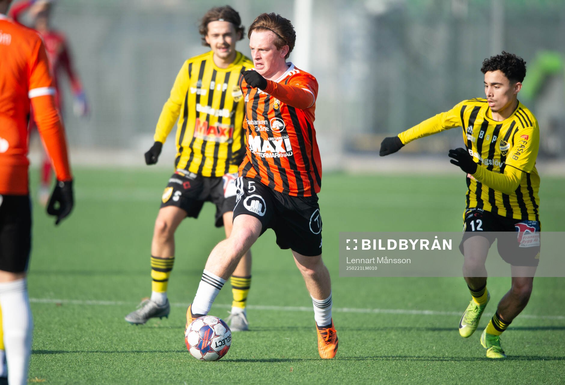 IFK Hässleholms Zeidan Sala jagar Kristianstads Sam Hegdal