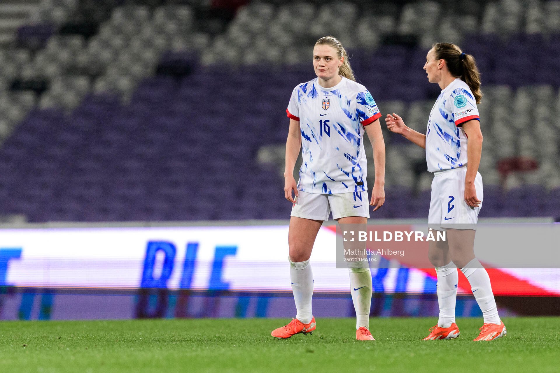 Mathilde Harviken and Marit Bratberg Lund of Norway looks