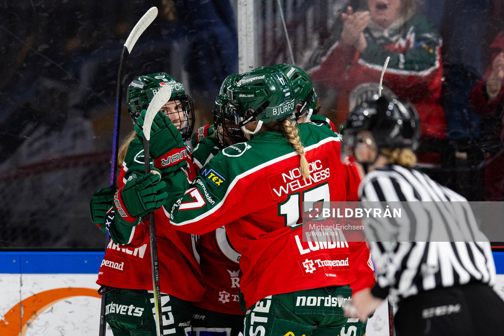 Frölundas Elisa Holopainen jublar