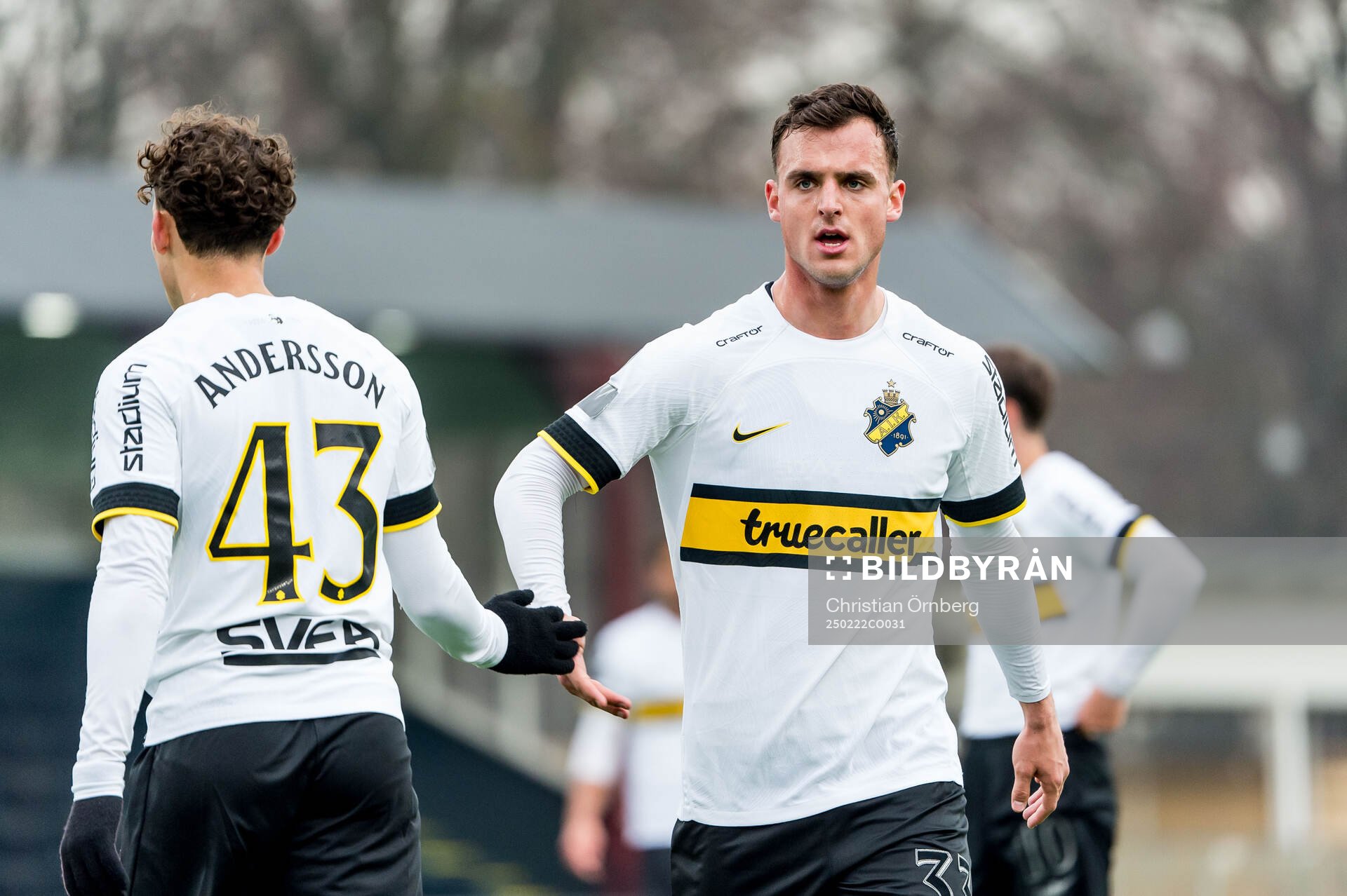 AIKs Victor Goncalves Andersson och Áron Csongvai