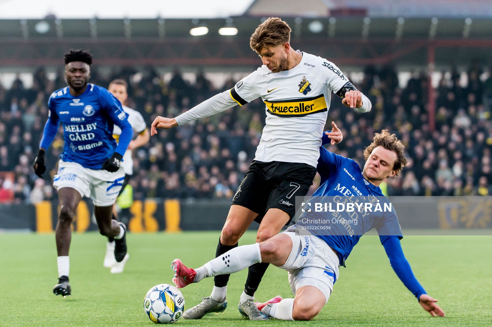 AIKs Anton Salétros och Trelleborgs Fredrik Martinsson