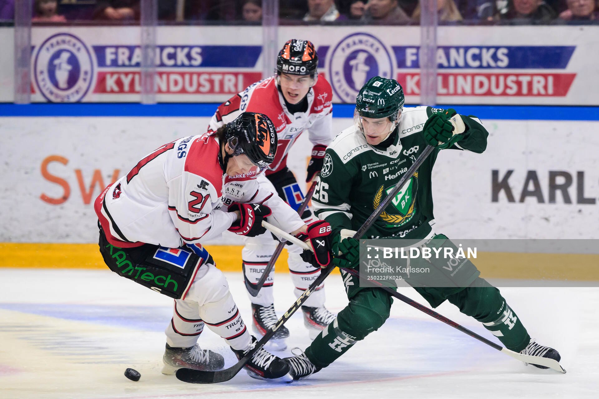 Örebros Patrik Puistola och Färjestads Joel Nyström
