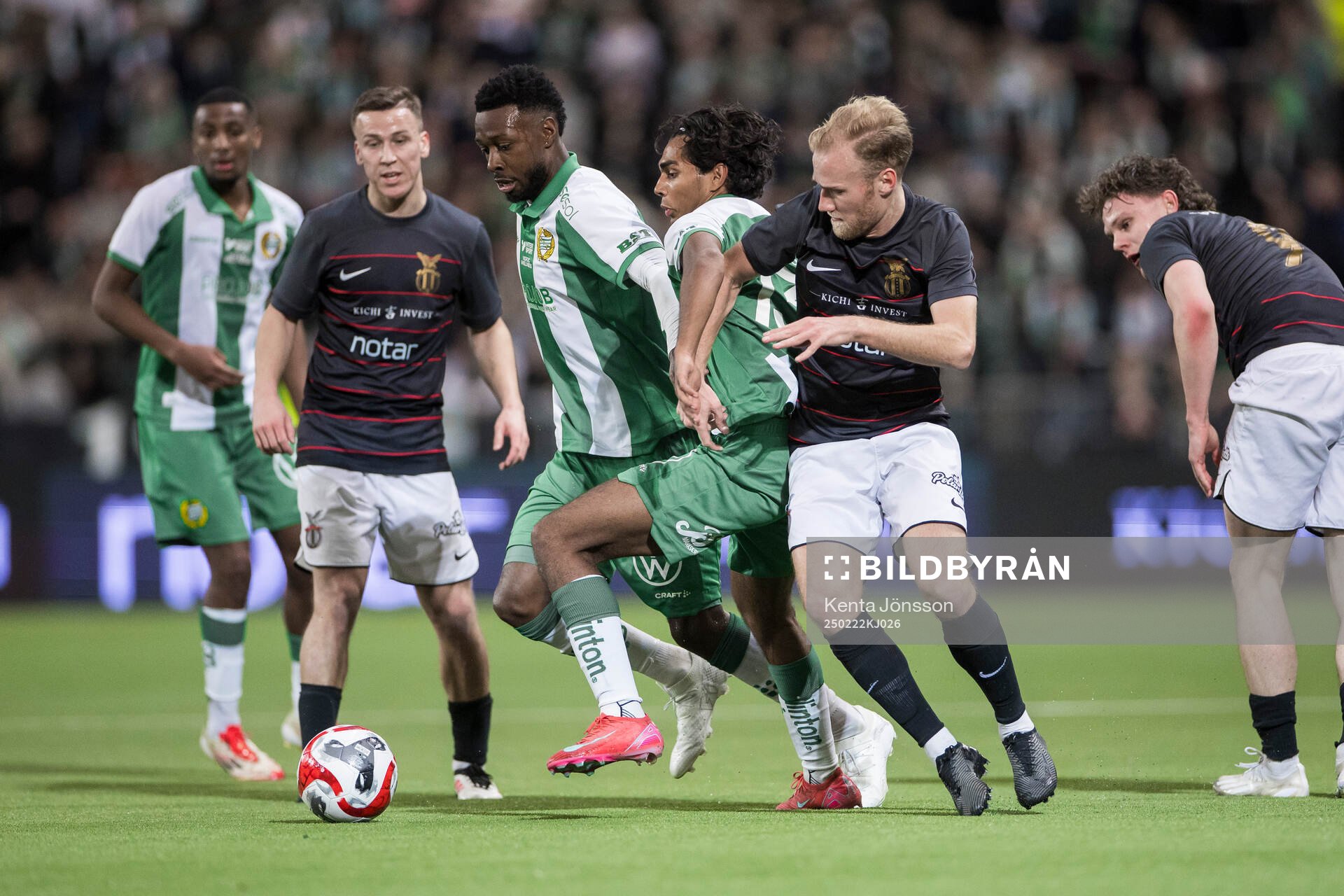 Hammarbys Shaquille Pinas och Jonathan Karlsson och FC