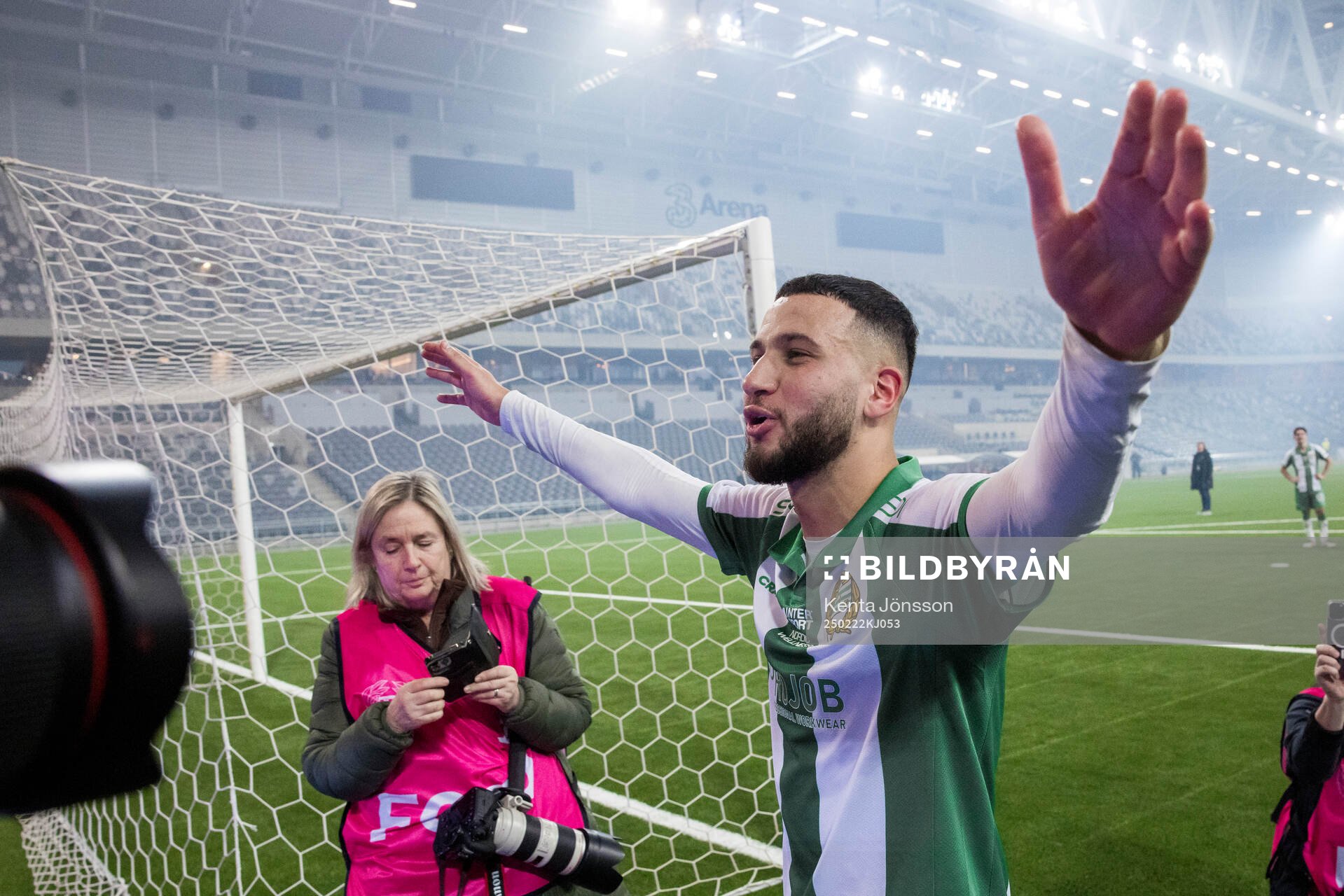 Hammarbys Abdelrahman Boudah Saidi jublar efter fotbollsmatchen i Svenska Cupen mellan FC Stockholm och Hammarby den 22 februari 2025 i Stockholm.