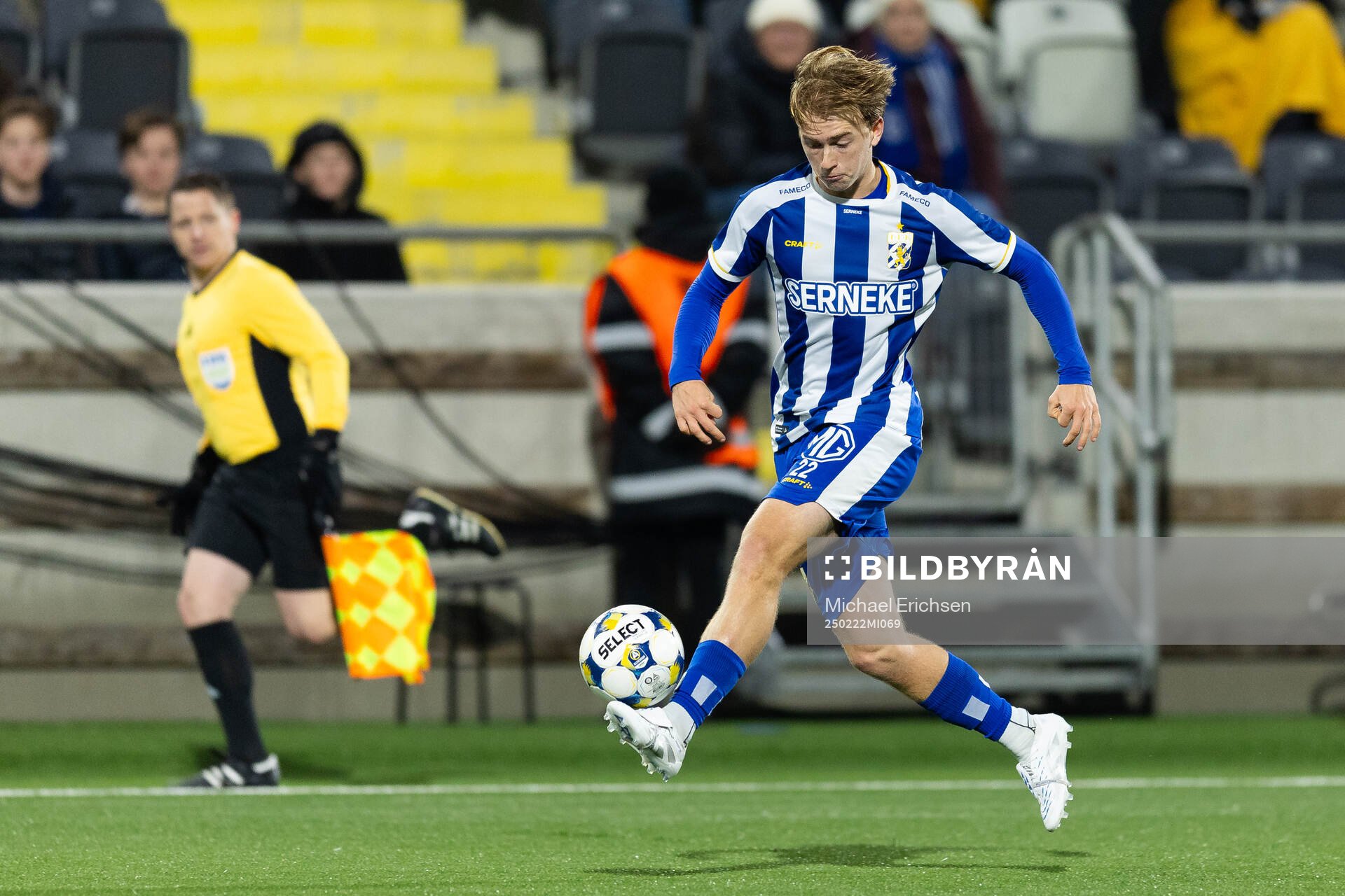 IFK Göteborgs Noah Tolf under fotbollsmatchen i Svenska Cupen mellan IFK Göteborg och Sandvikens IF den 22 februari 2025 i Göteborg.