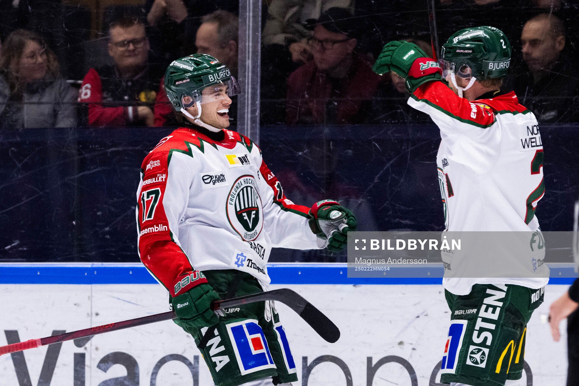 Frölundas Isac Born jublar