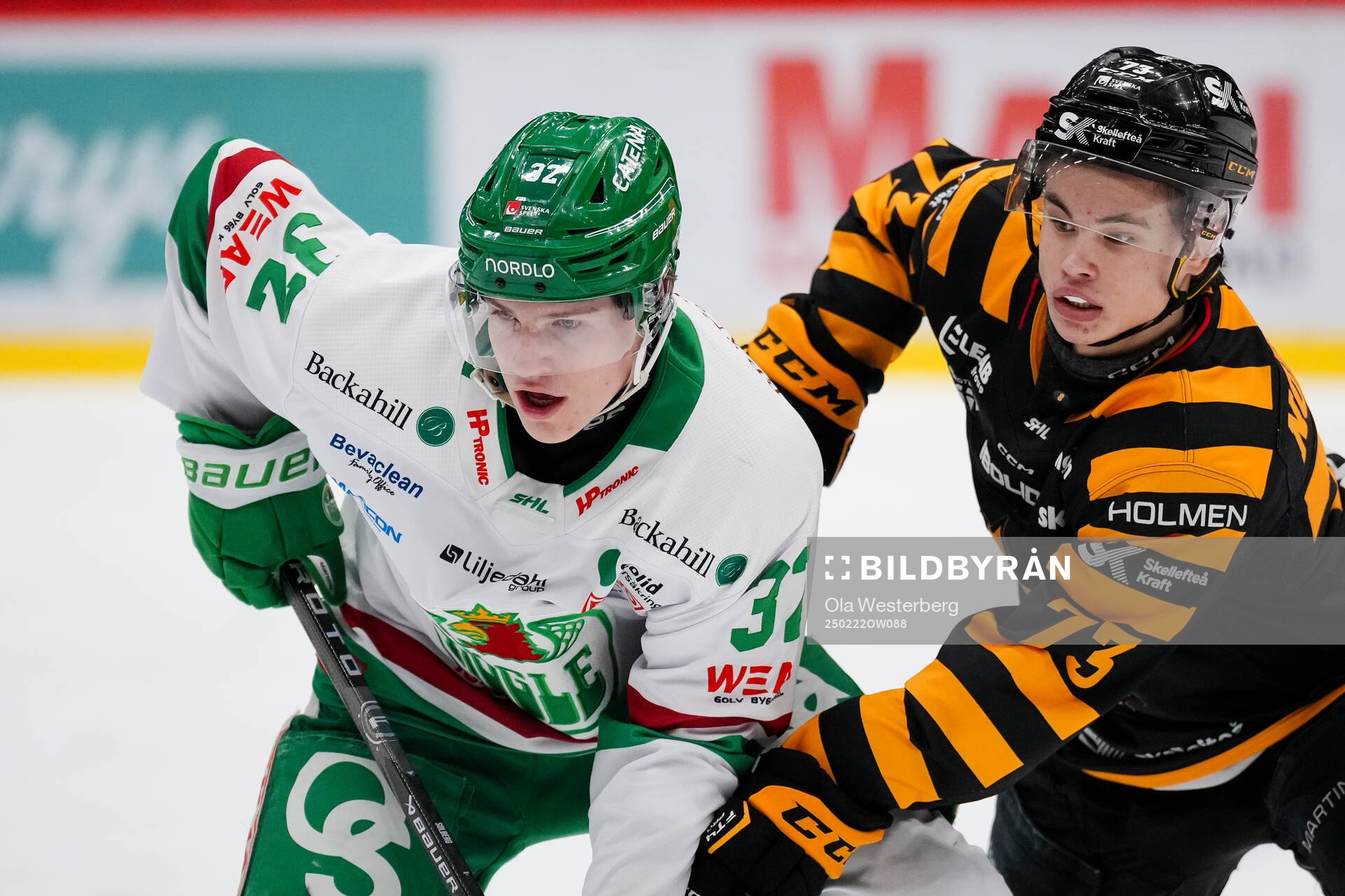 Rögles Isac Solberg och Skellefteås Viggo Nordlund