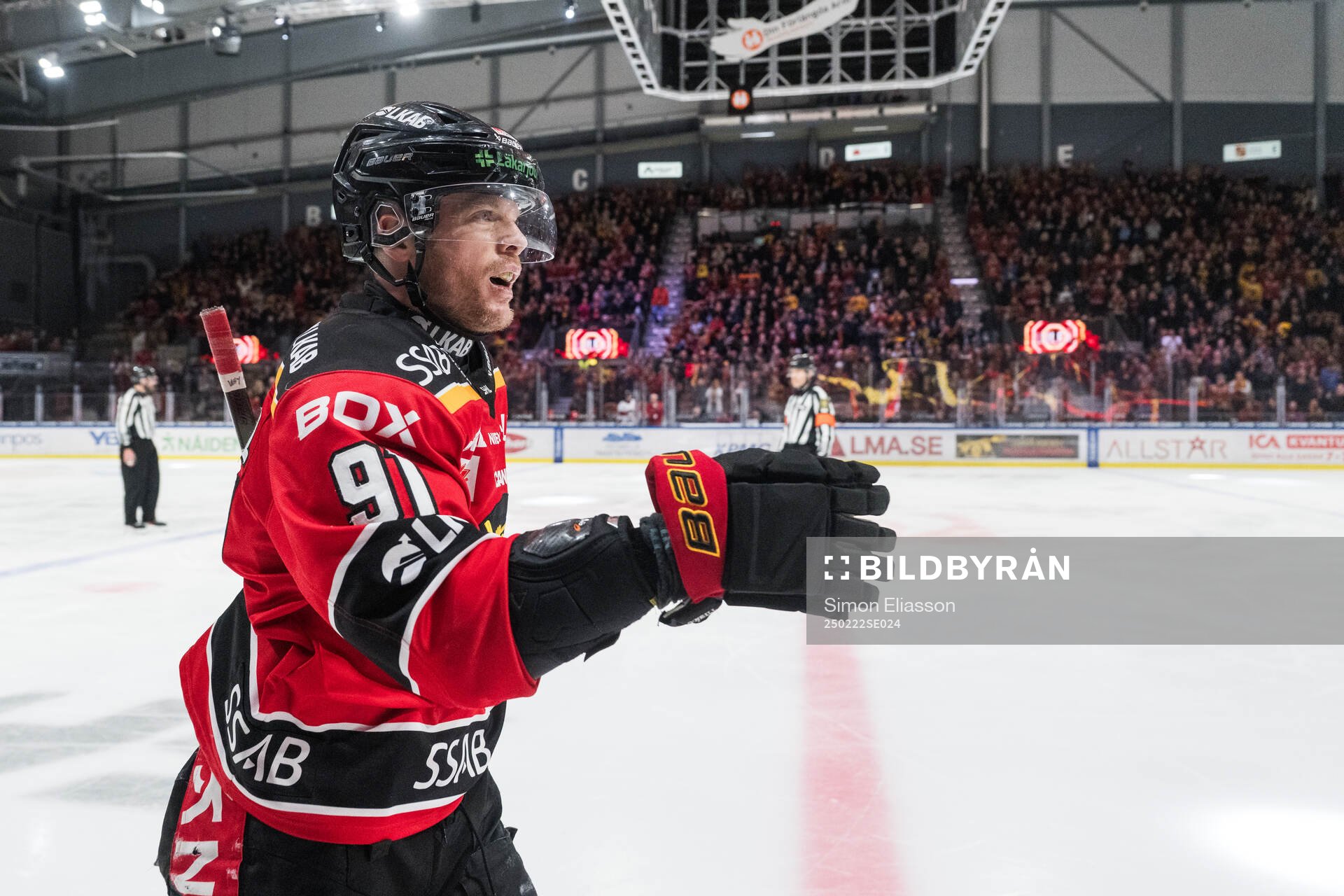 Luleås Brian O'neil jublar