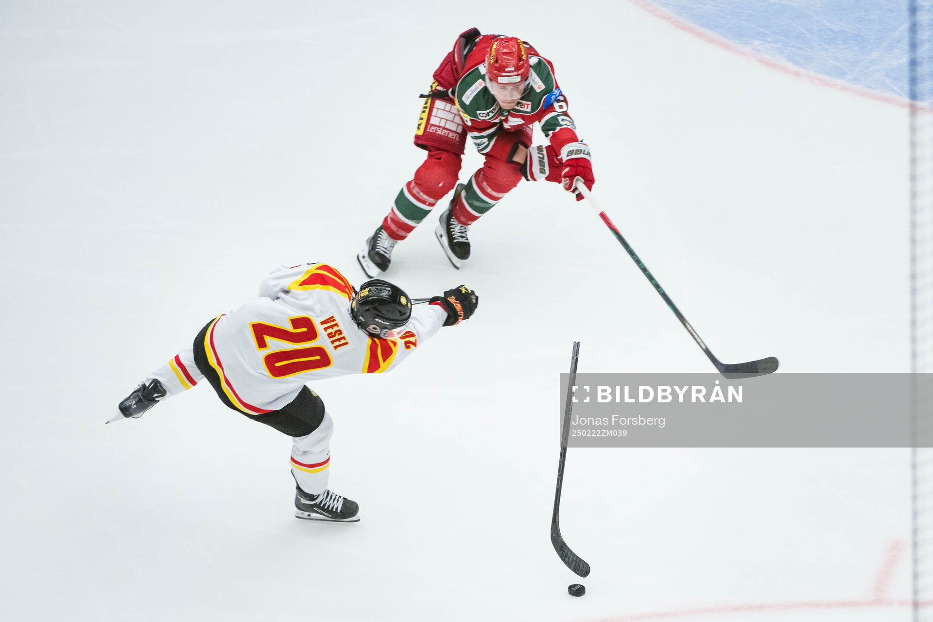 Brynäs Tyler Vesel och Modos Paul Ladue