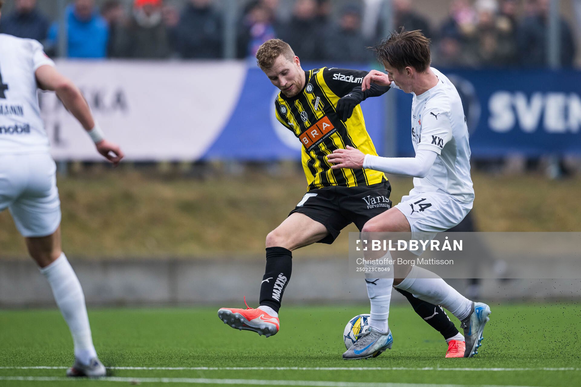 Häckens Simon Gustafson och Helsingborgs Lukas Kjellnäs
