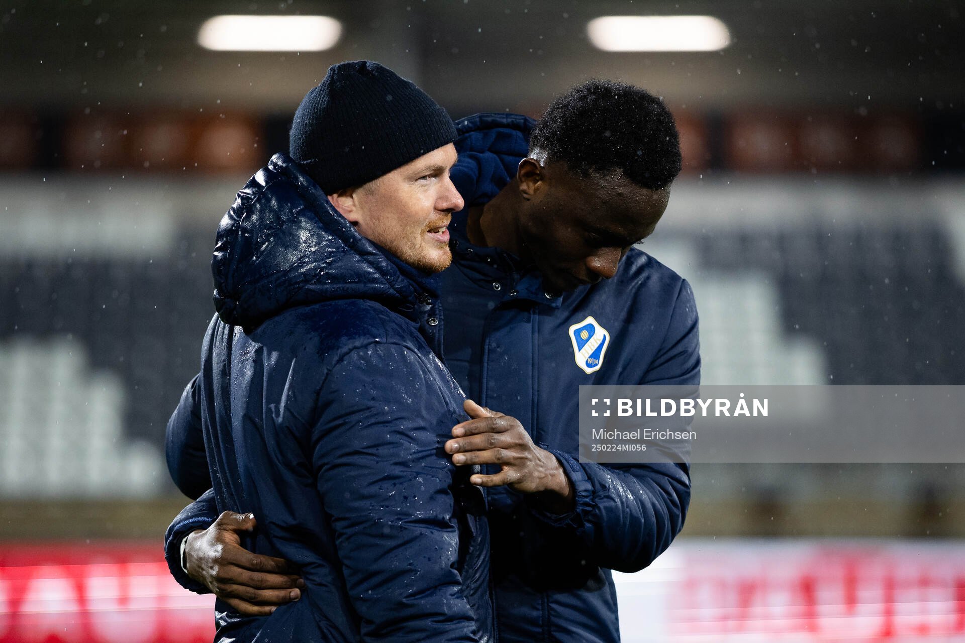Halmstads huvudtränare Johan Lindholm och Yannick Agnero