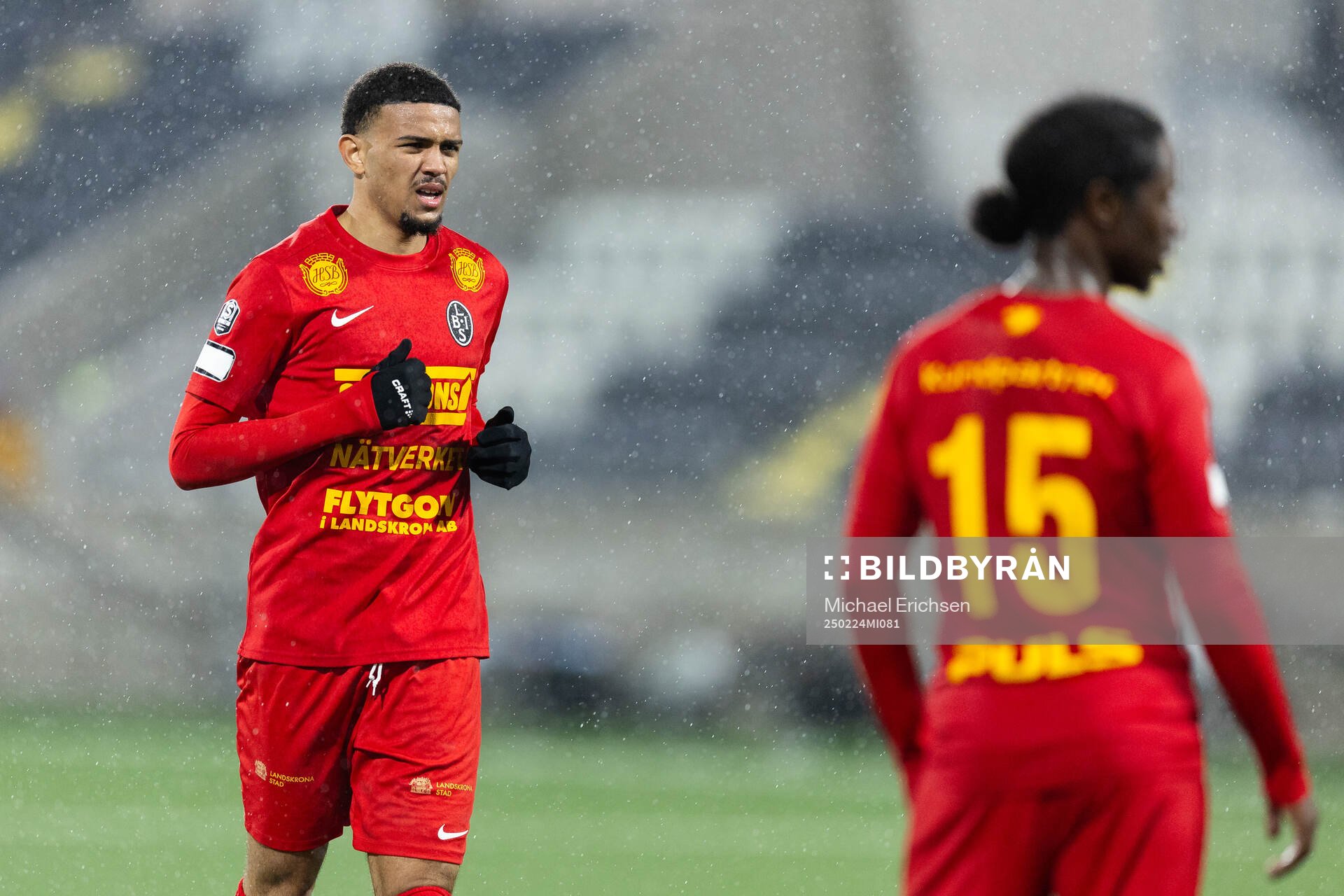 Landskronas Cameron Streete under fotbollsmatchen i Svenska Cupen mellan Halmstad och Landskrona den 24 februari 2025 i Göteborg. 