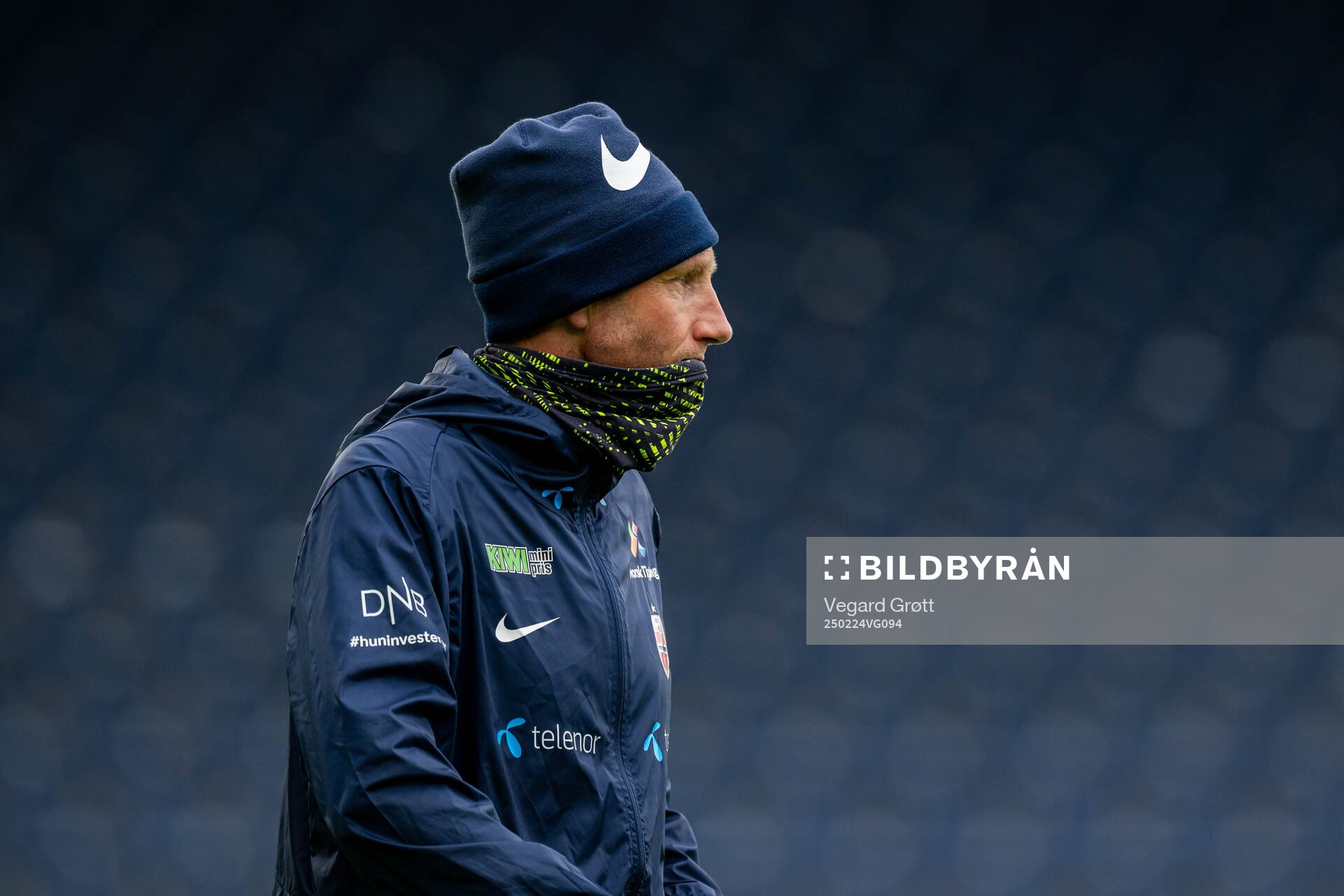 Terje Skjeldestad, coach of the Norwegian women's national football team, during a training session on February 24, 2025 in Stavanger. 