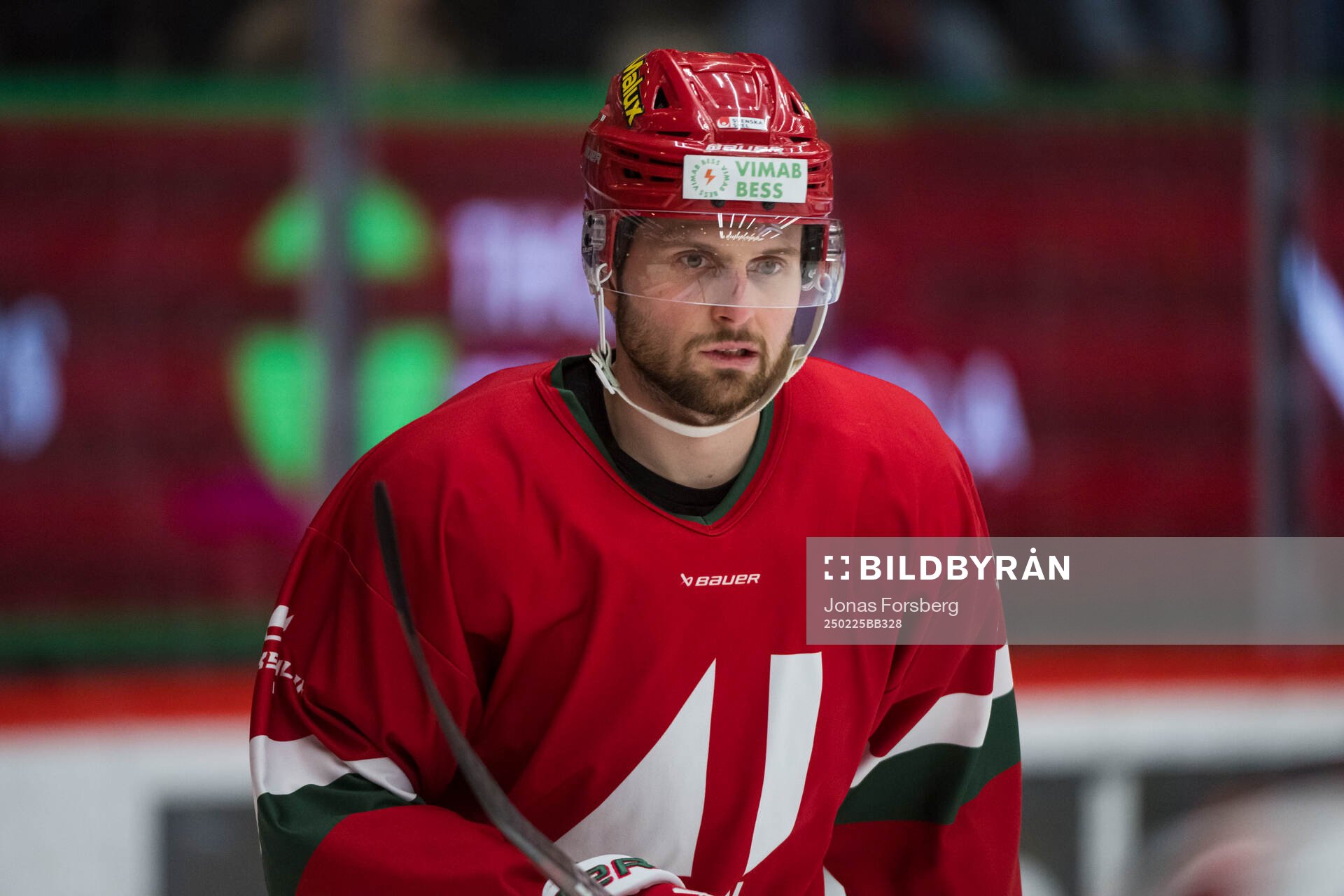 Modos Pontus Näsén innan ishockeymatchen i SHL mellan