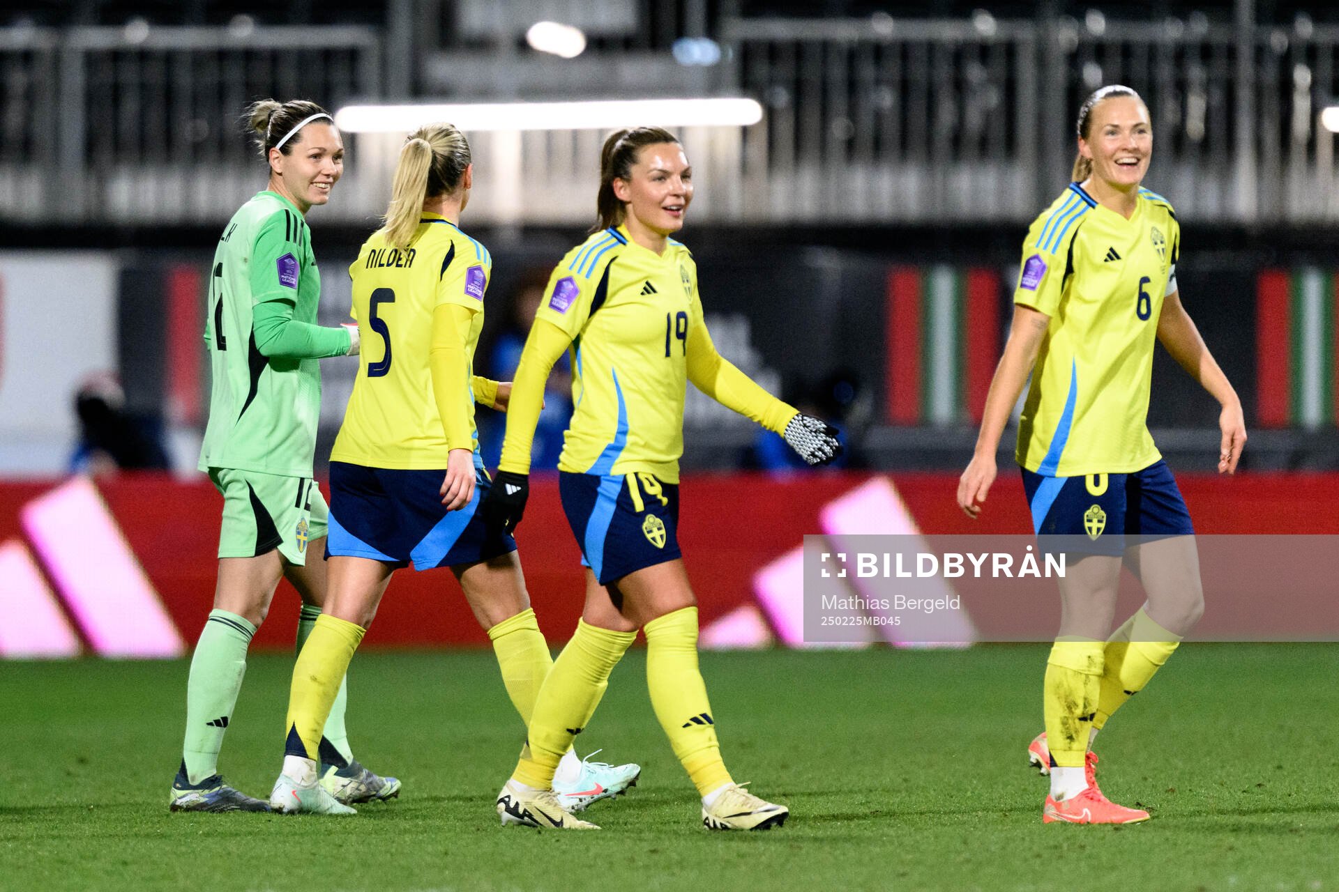 Goalkeeper Jennifer Falk, Johanna Rytting Kaneryd and
