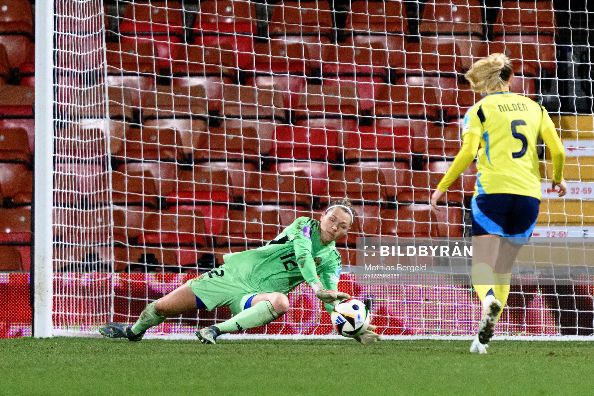 goalkeeper Jennifer Falk of Sweden