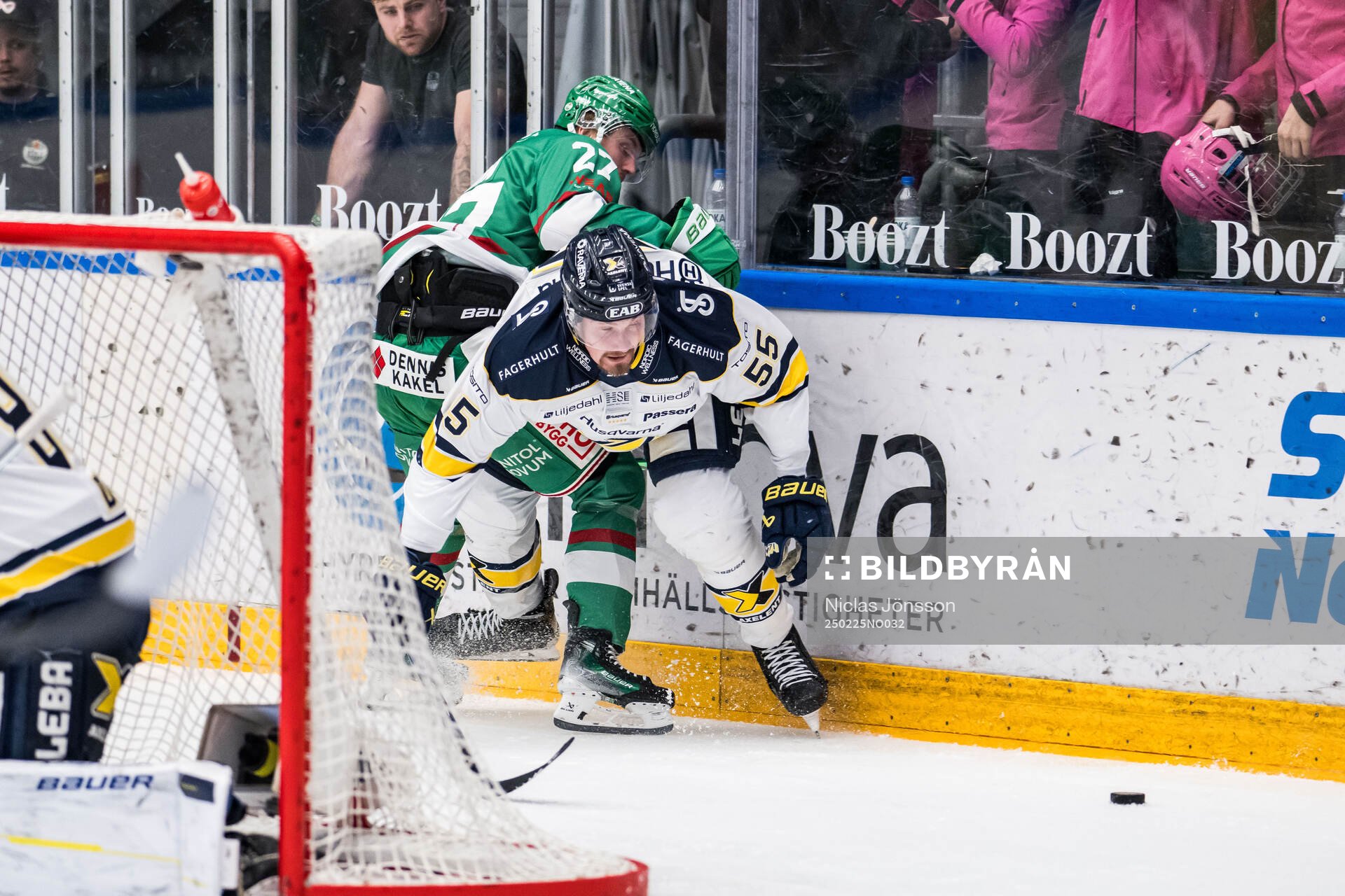 Rögles Linus Sjödin och HV71s Mikael Seppälä