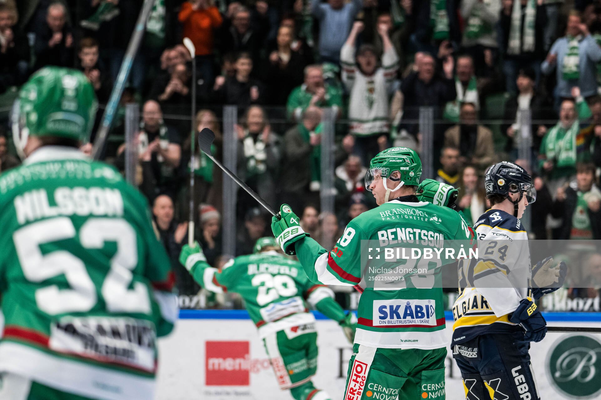 Rögles Anton Bengtsson jublar
