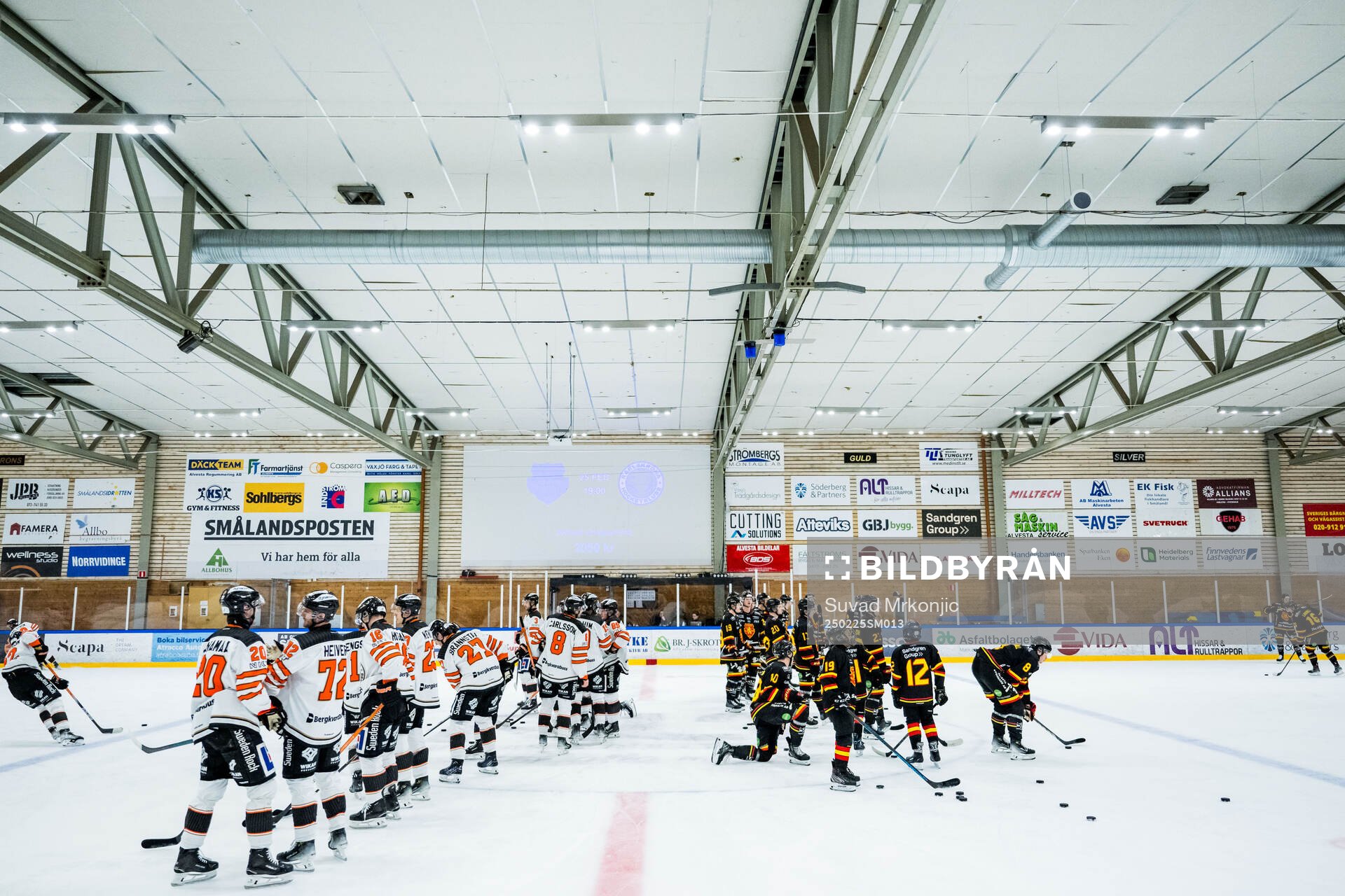 Spelarna värmer upp
