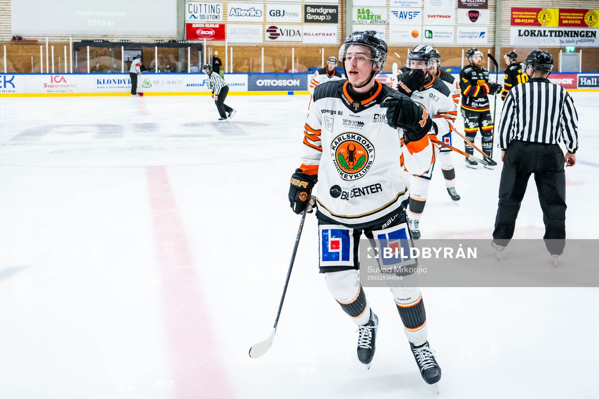 Karlskronas Tim Welin jublar