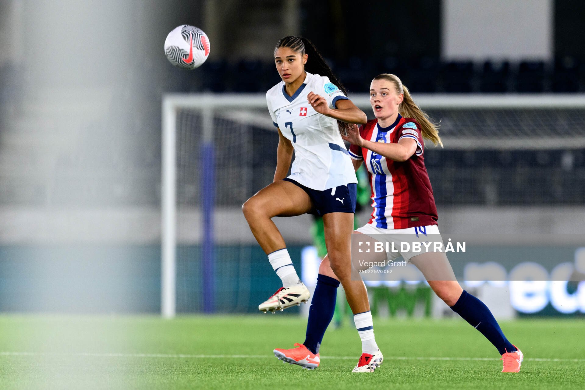 Sydney Schertenleib of Switzerland and Mathilde Harviken of