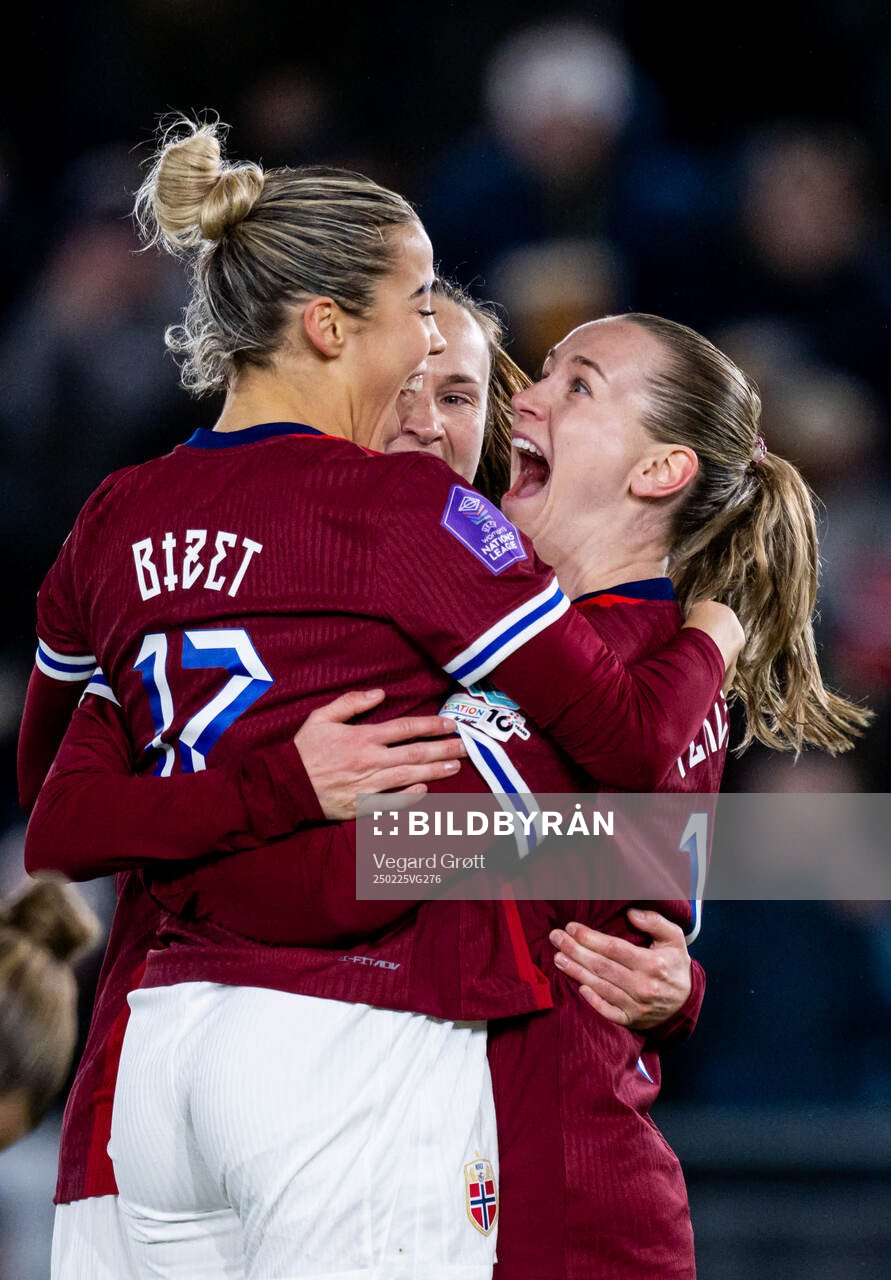 Elisabeth Terland of Norway celebrates with teammates