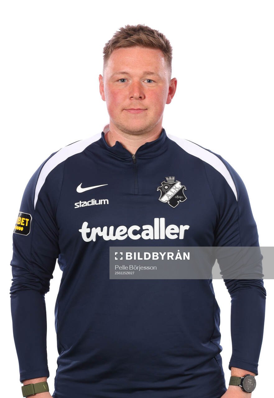 s fystränare Lukas Sinkunas