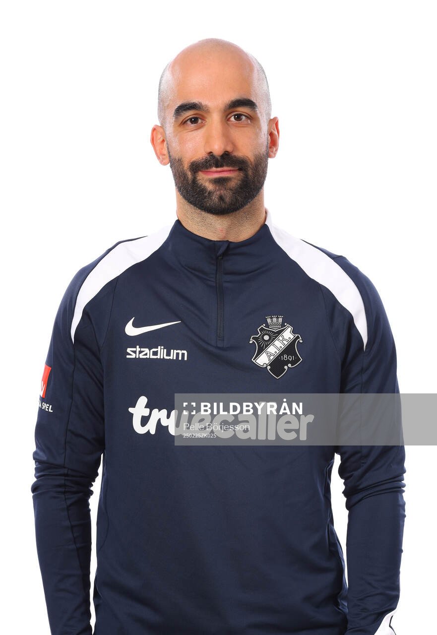s assisterande tränare Sakis Papadopoulos