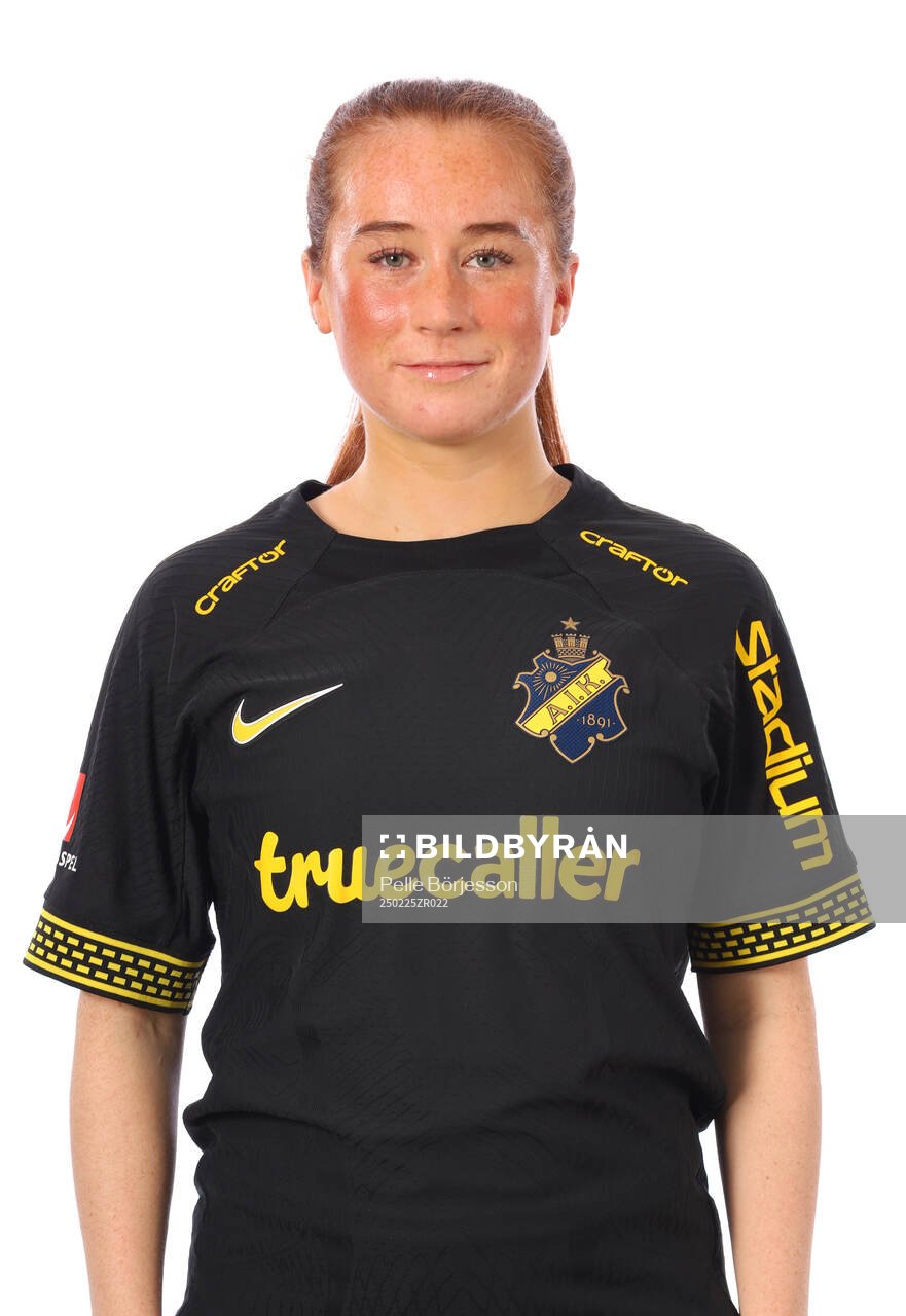 s Ella Reidy