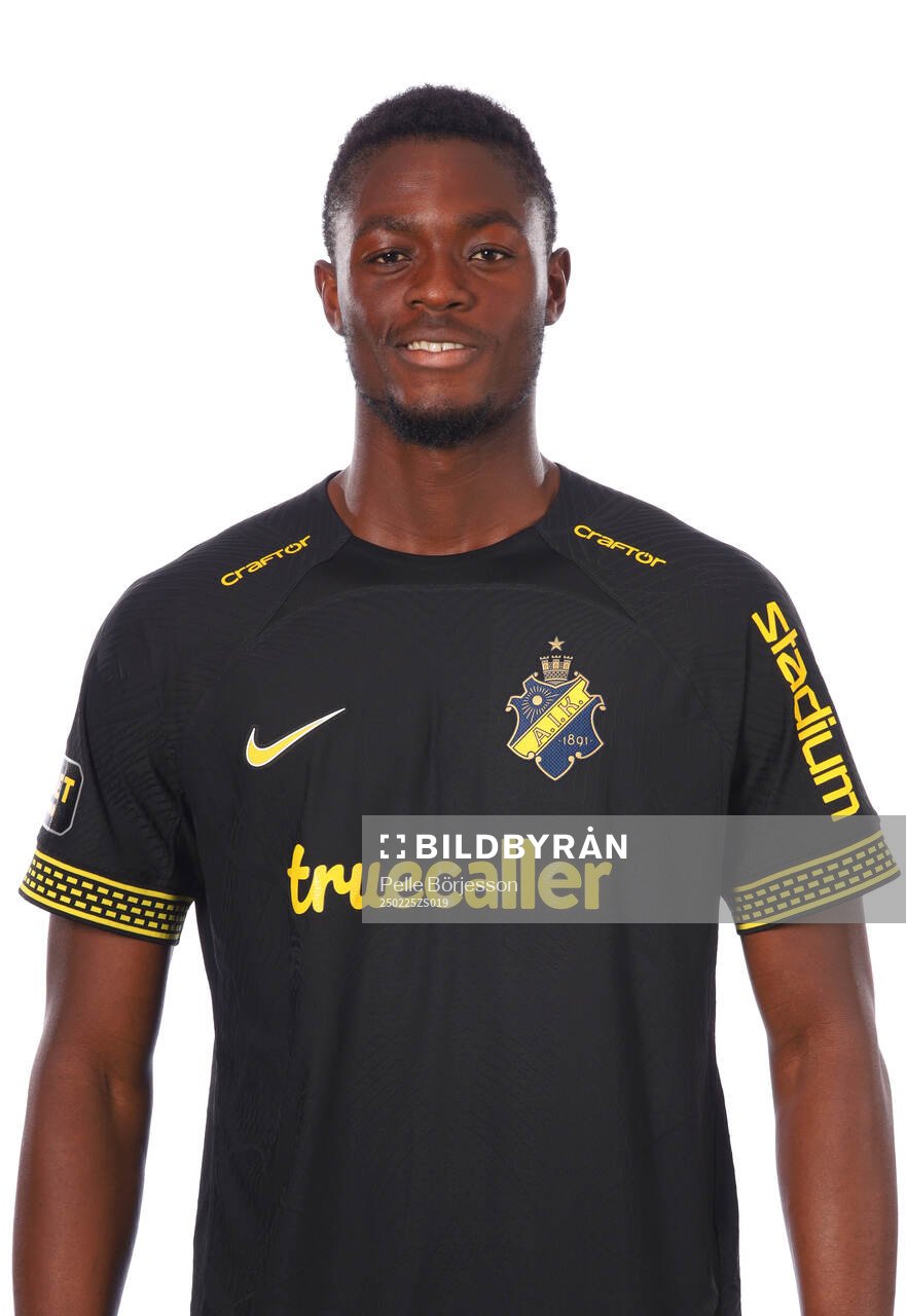 s Emmanuel Gono