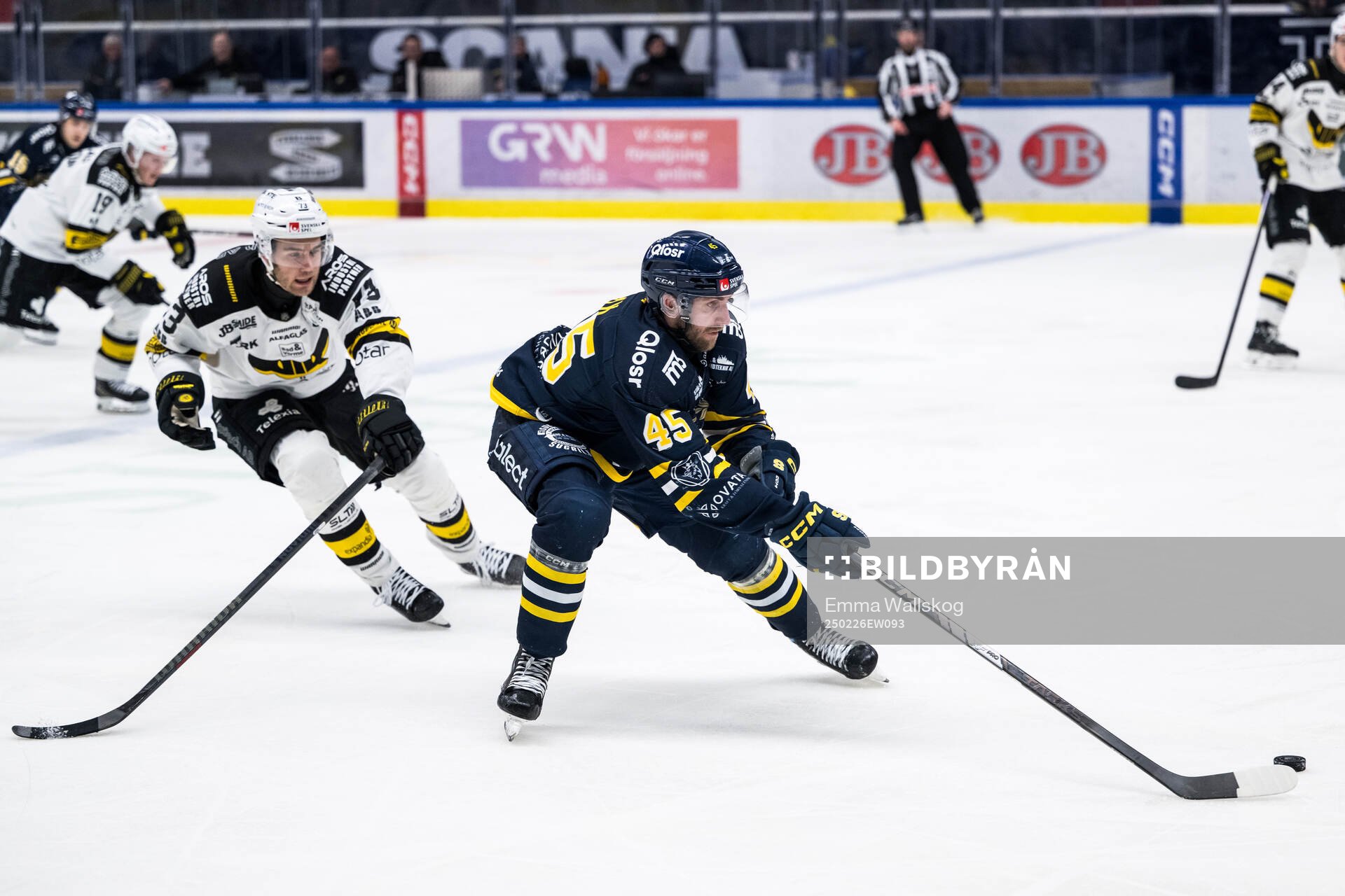 Västerås Anton Gradin och Södertäljes Sebastian Dyk