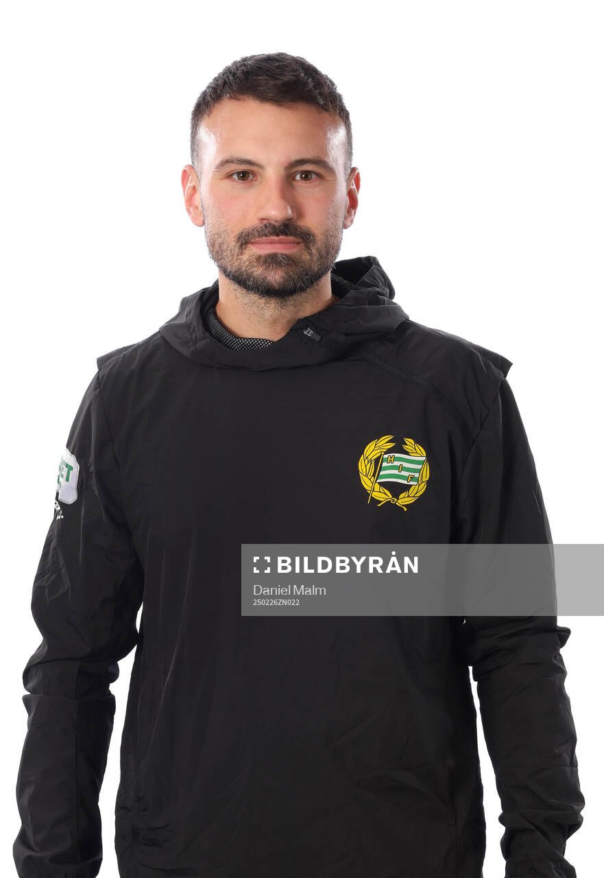 Hammarbys målvaktstränare Dusan Babic poserar för ett porträtt den 26 februari 2025 i Stockholm.