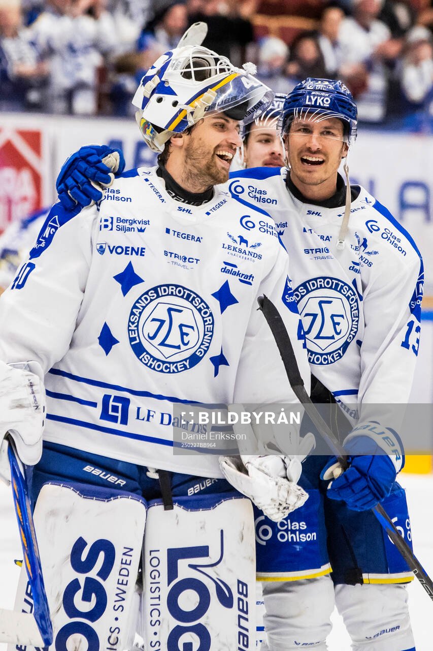 Leksands målvakt Mantas Armalis och Jon Knuts jublar