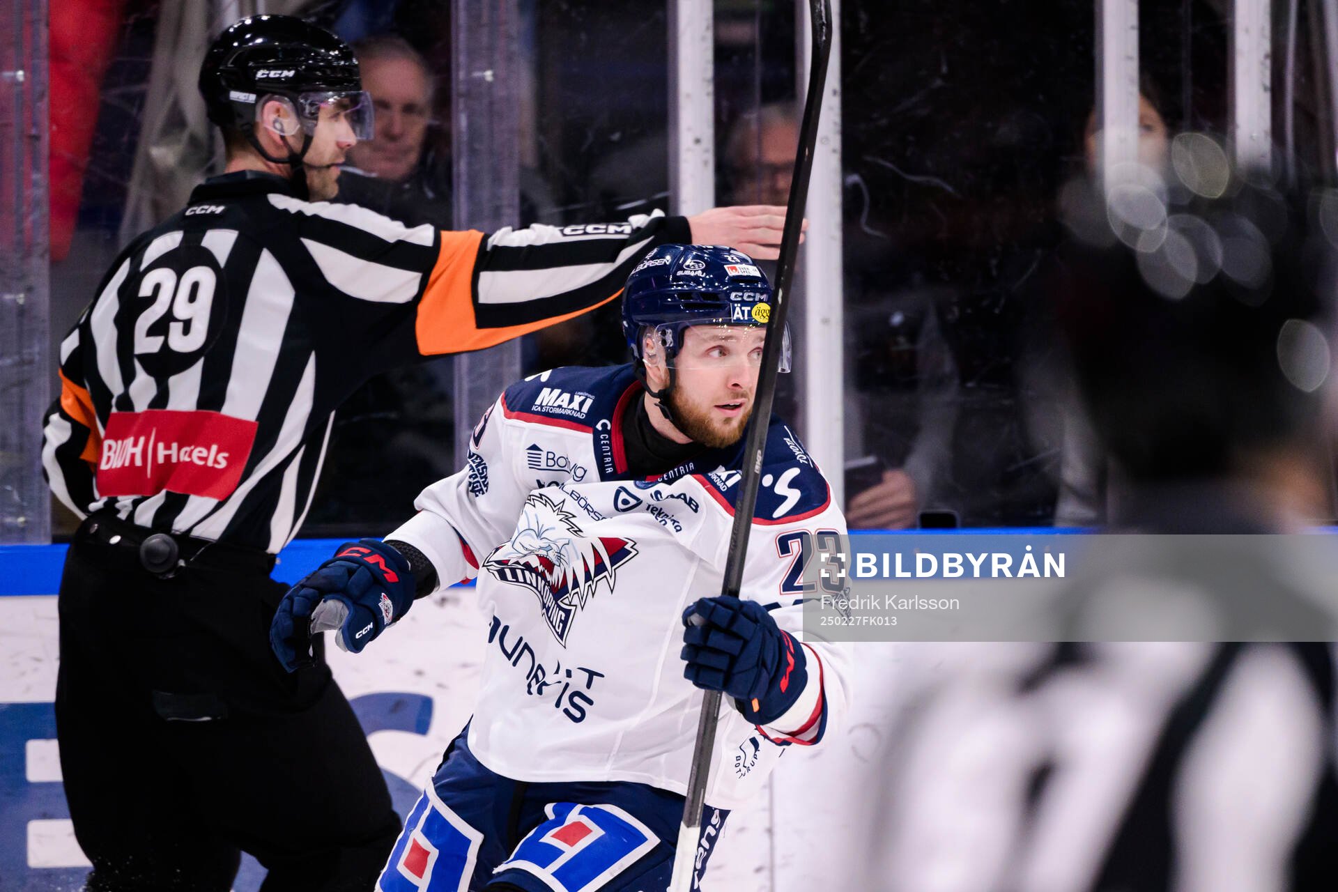 Linköpings Robin Kovacs jublar