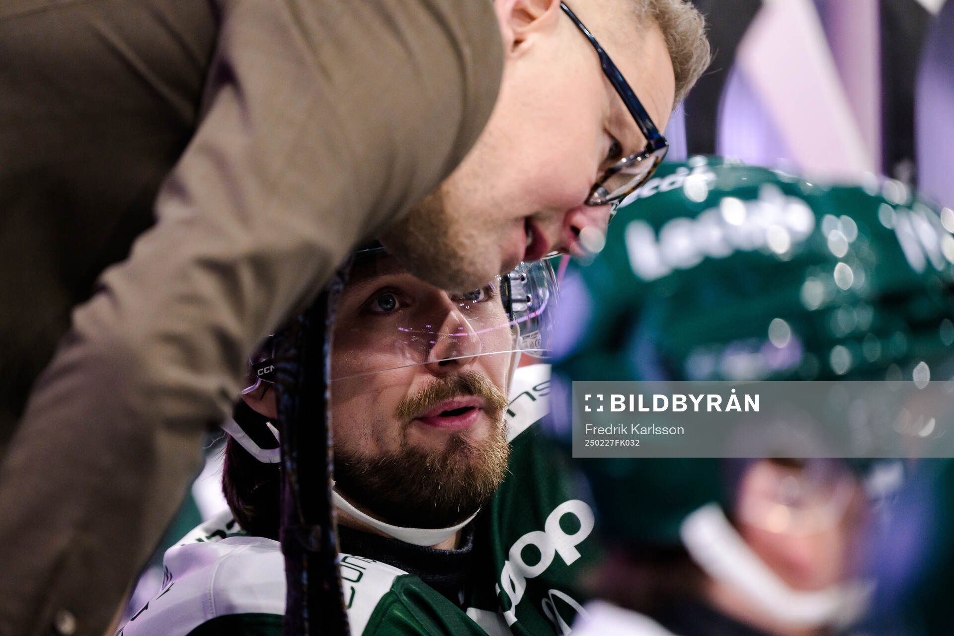 Färjestads assisterande tränare Johan Hedberg och Linus