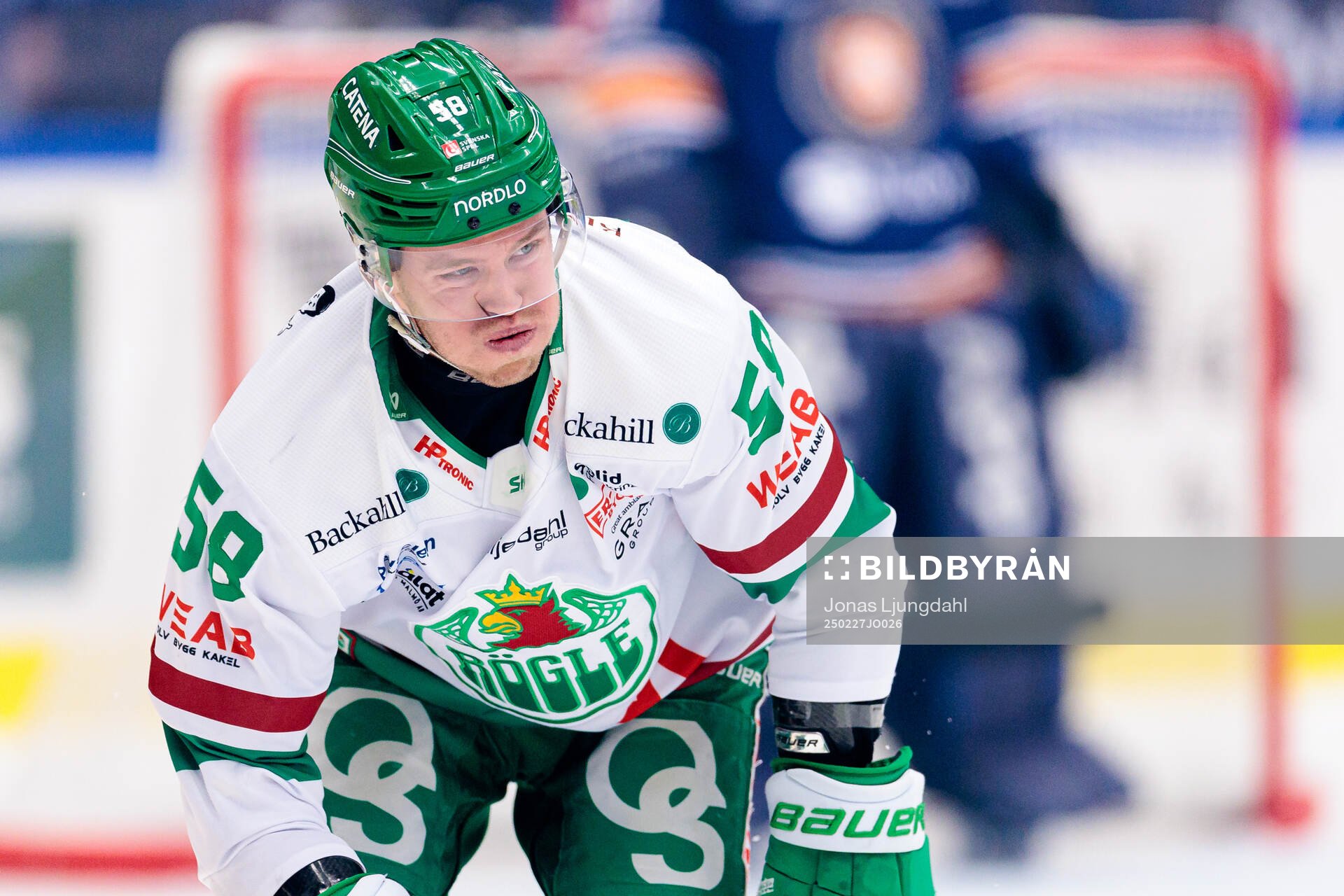 Rögles Filip Johansson har ont