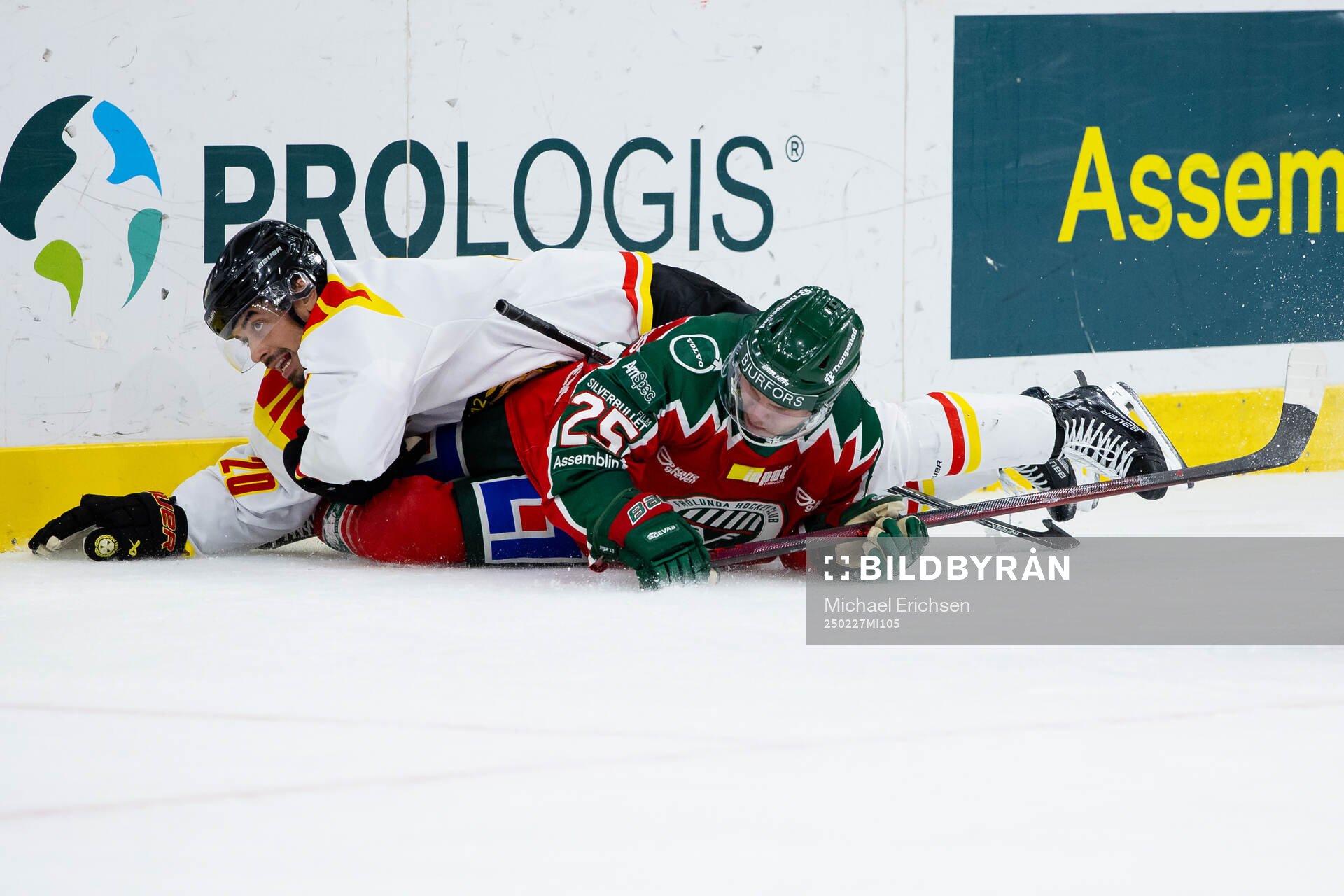 Brynäs Tyler Vesel och Frölundas Arttu Ruotsalainen