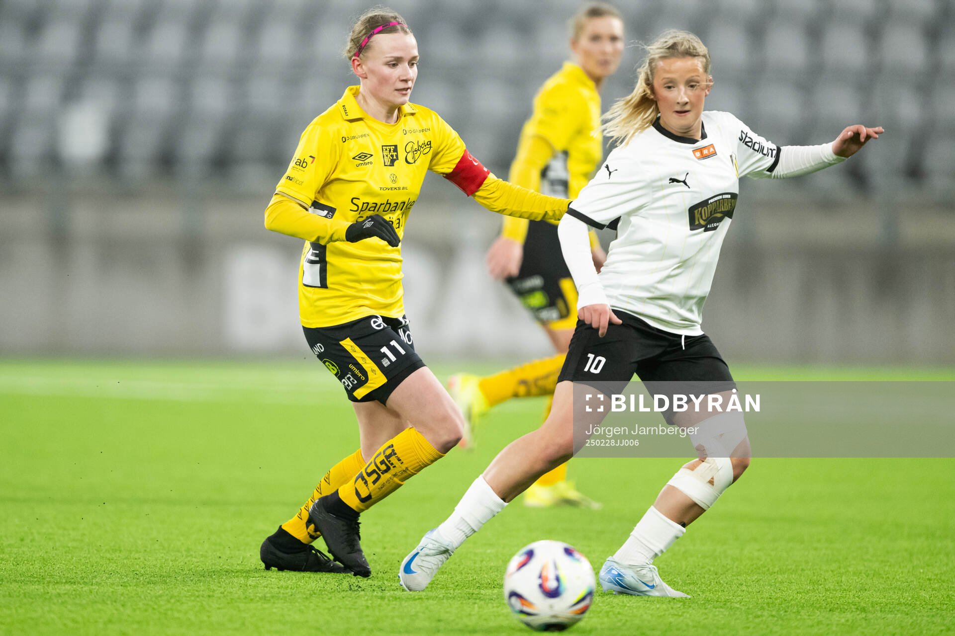 Elfsborgs Leann Nyström och Häckens Emilia Migas