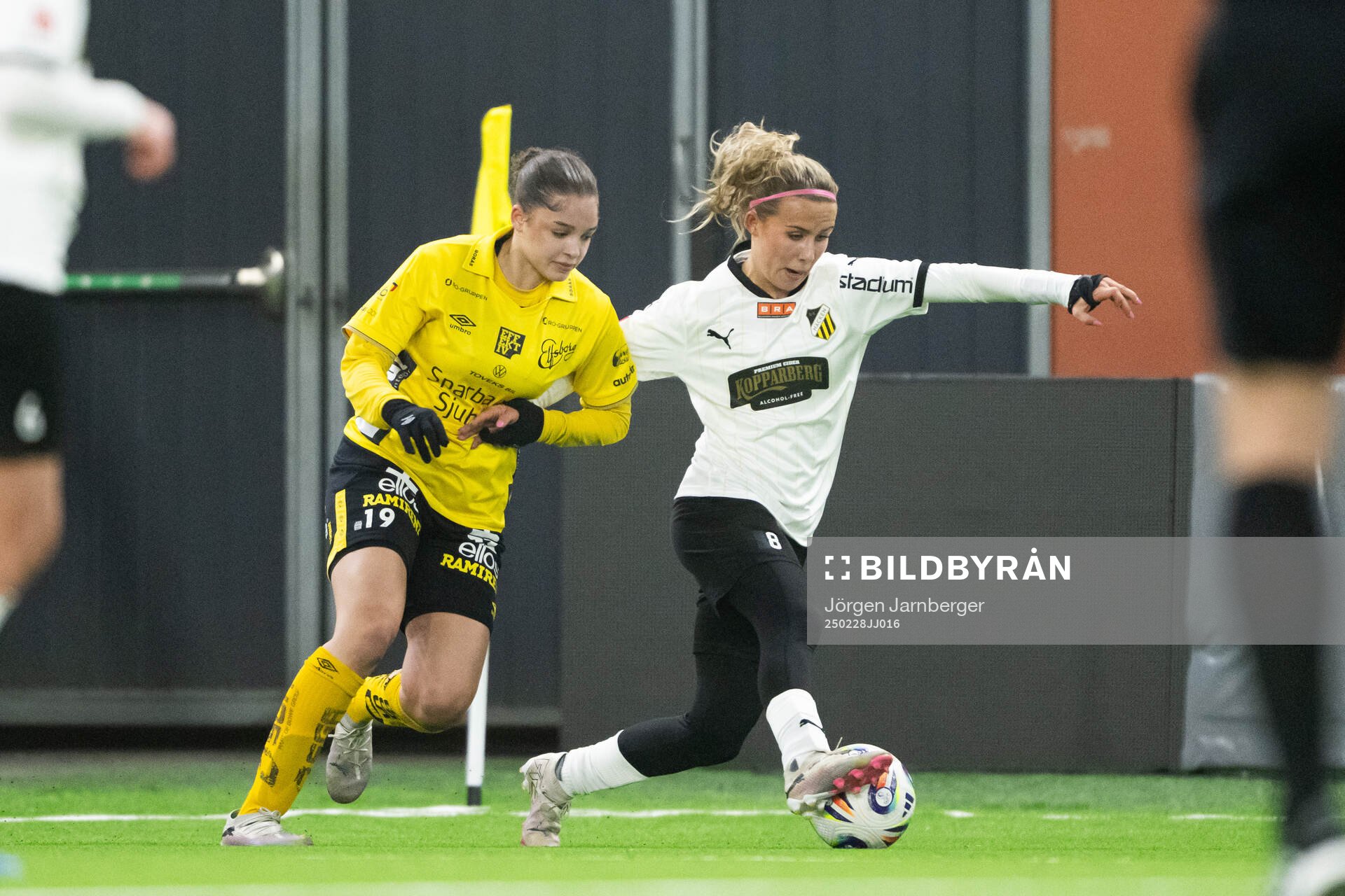 Elfsborgs Jennifer Brinck och Häckens Nathalie Staaf