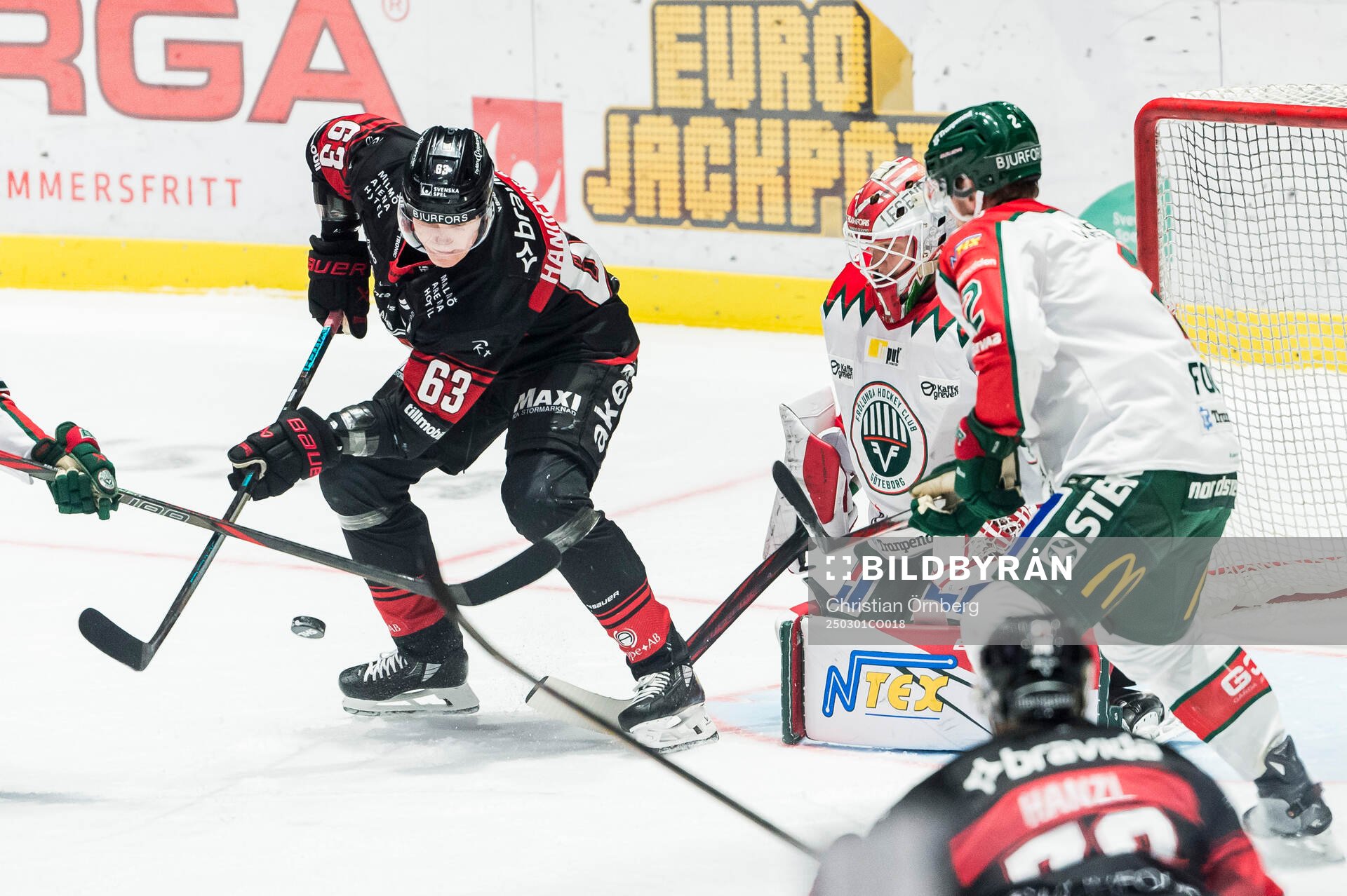 Malmö Redhawks Fredrik Händemark och Frölundas Lars