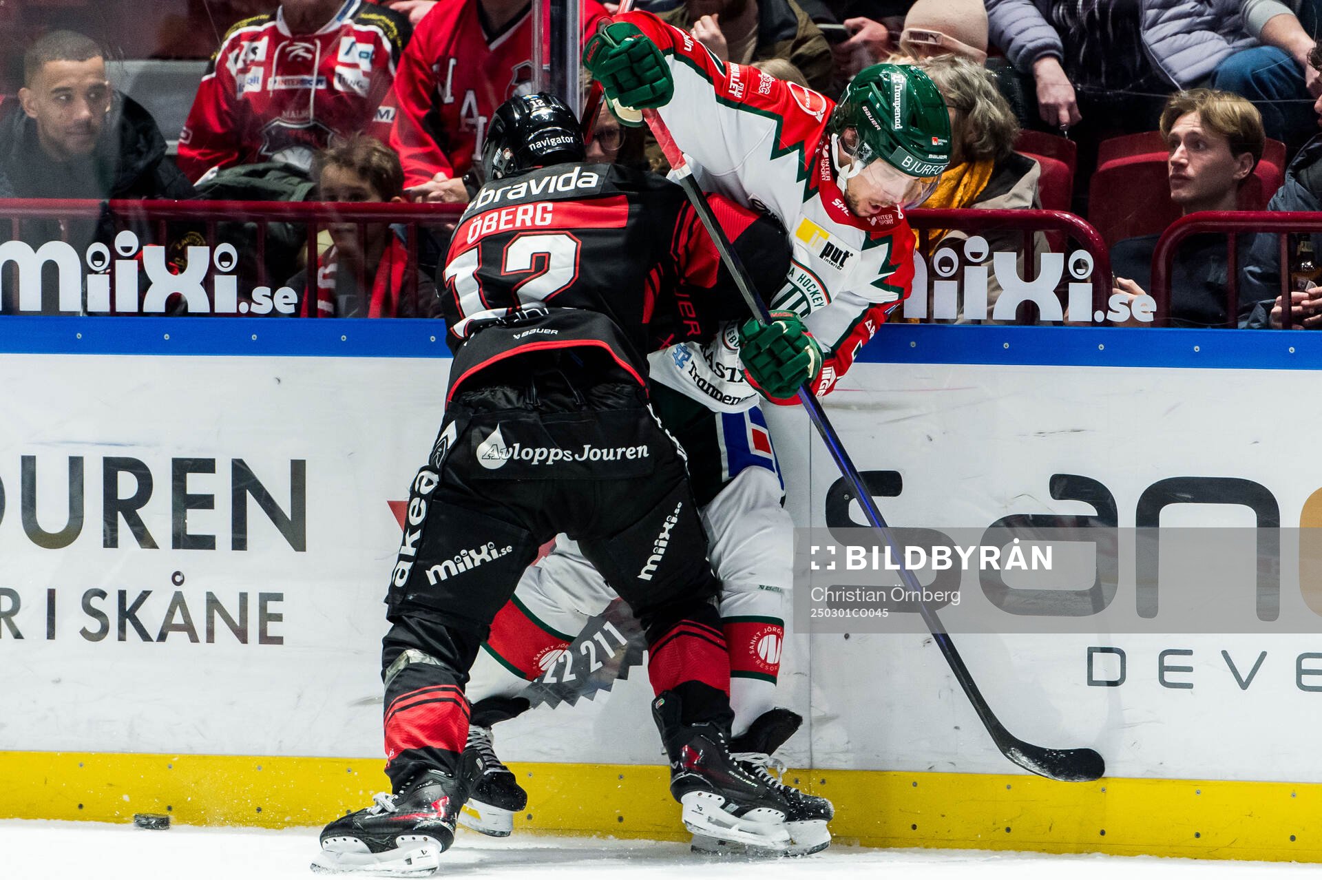Malmö Redhawks Linus Öberg och Frölundas Henrik