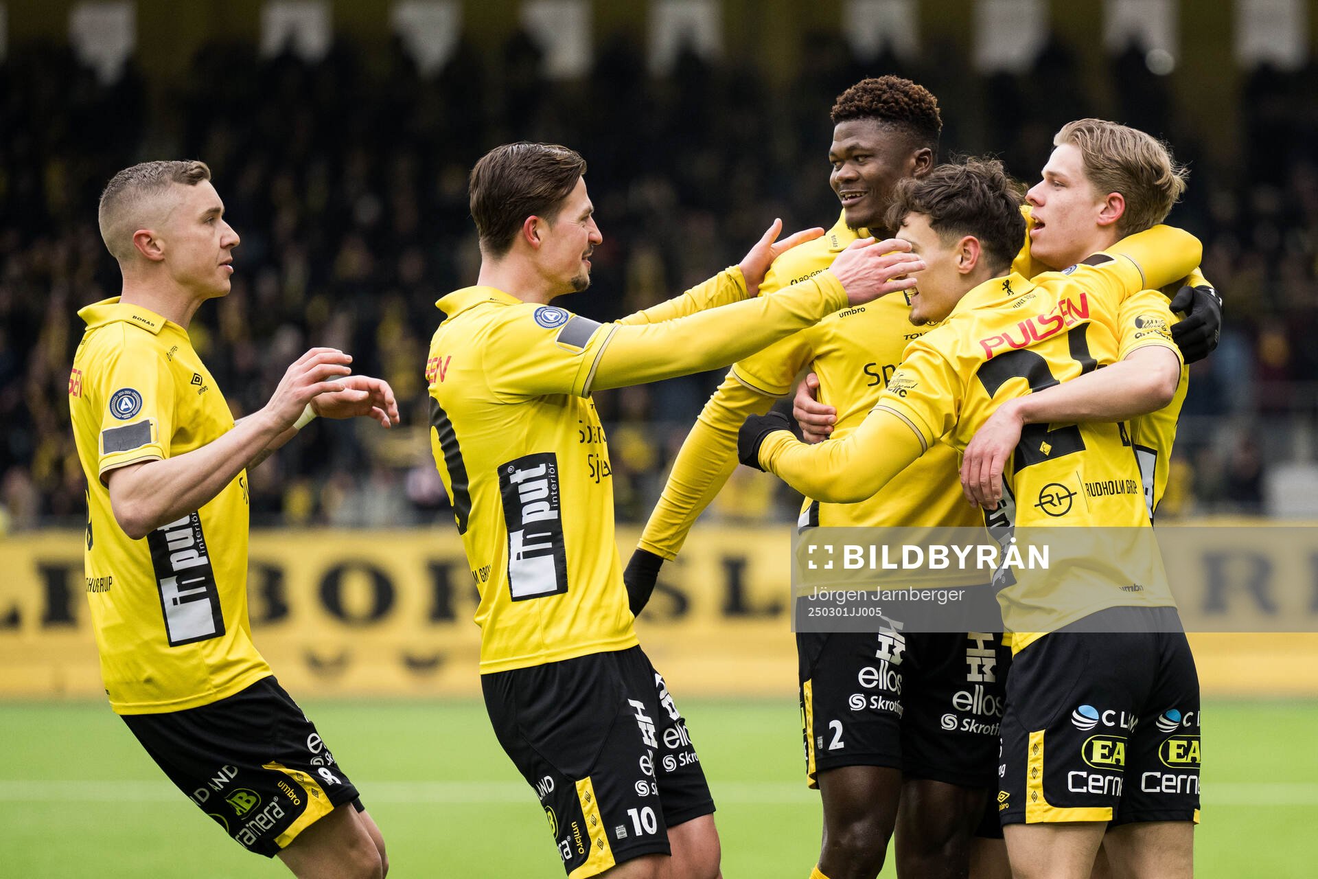 Elfsborgs Gottfrid Rapp jublar med Sebastian Holmen Simon
